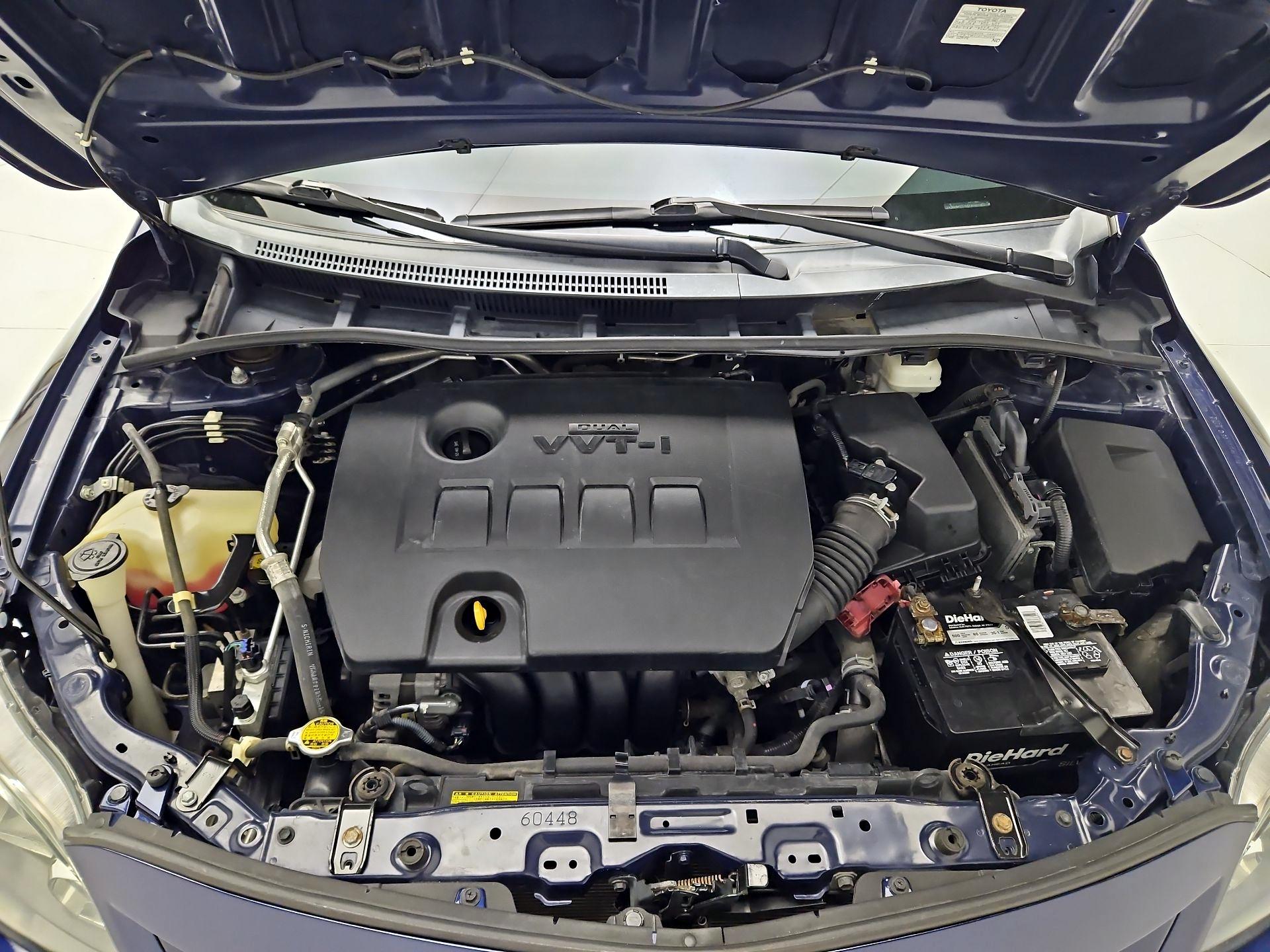 Thumbnail: 2013 Toyota Corolla - 18