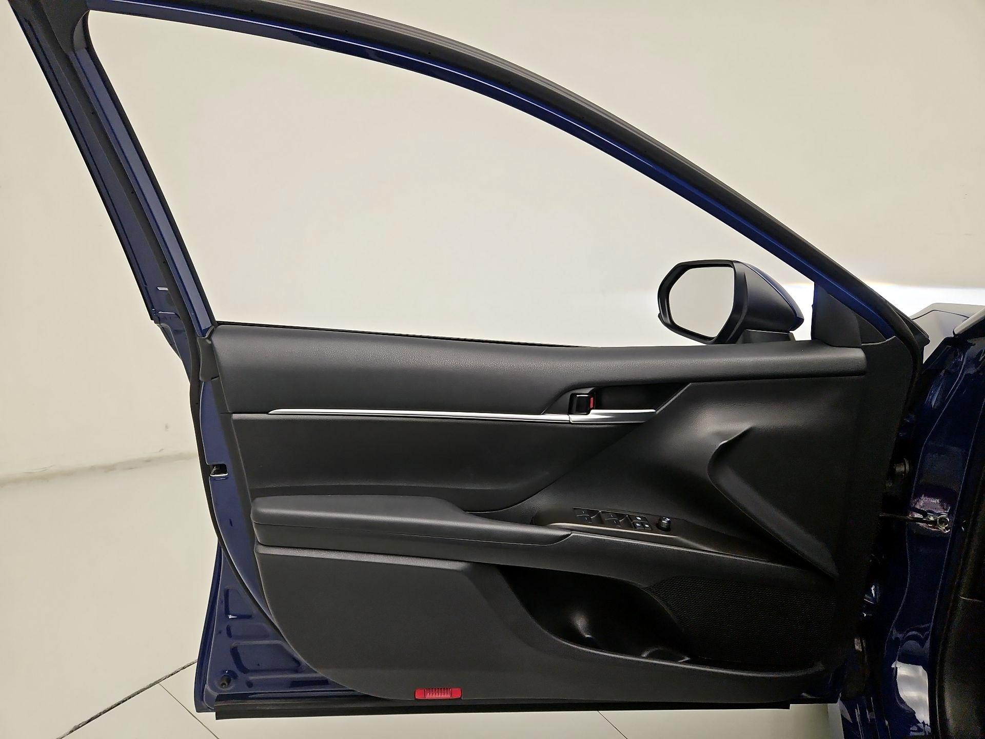 Thumbnail: 2024 Toyota Camry - 12