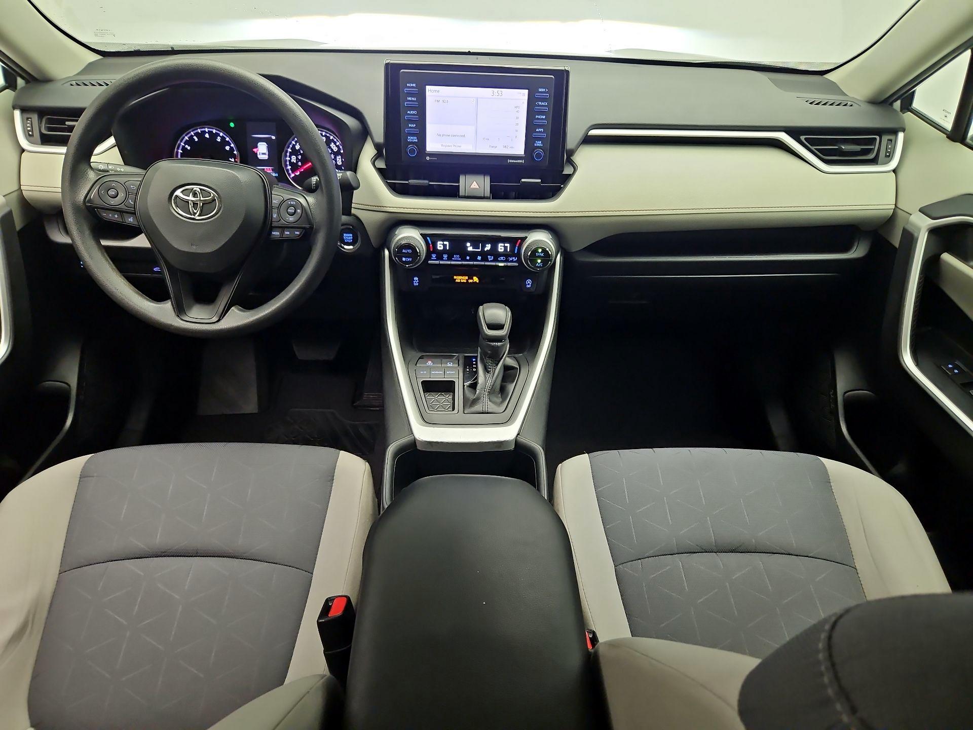 Thumbnail: 2022 Toyota RAV4 - 9