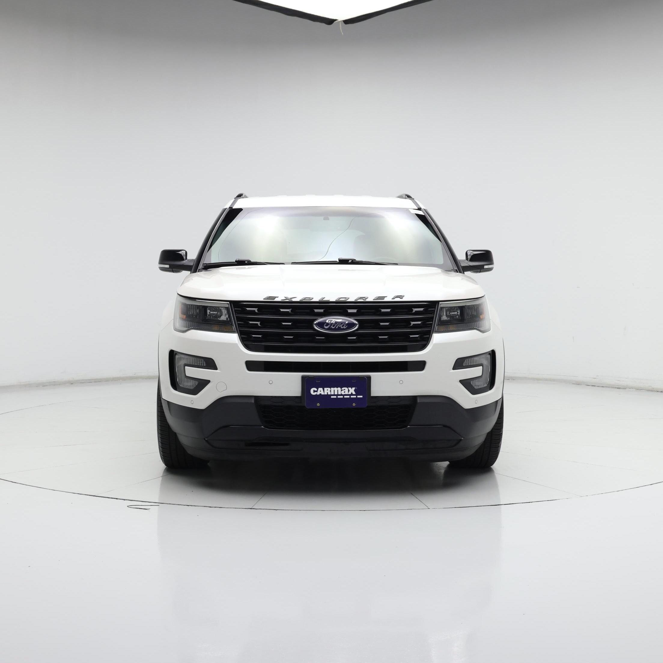 Thumbnail: 2017 Ford Explorer - 5
