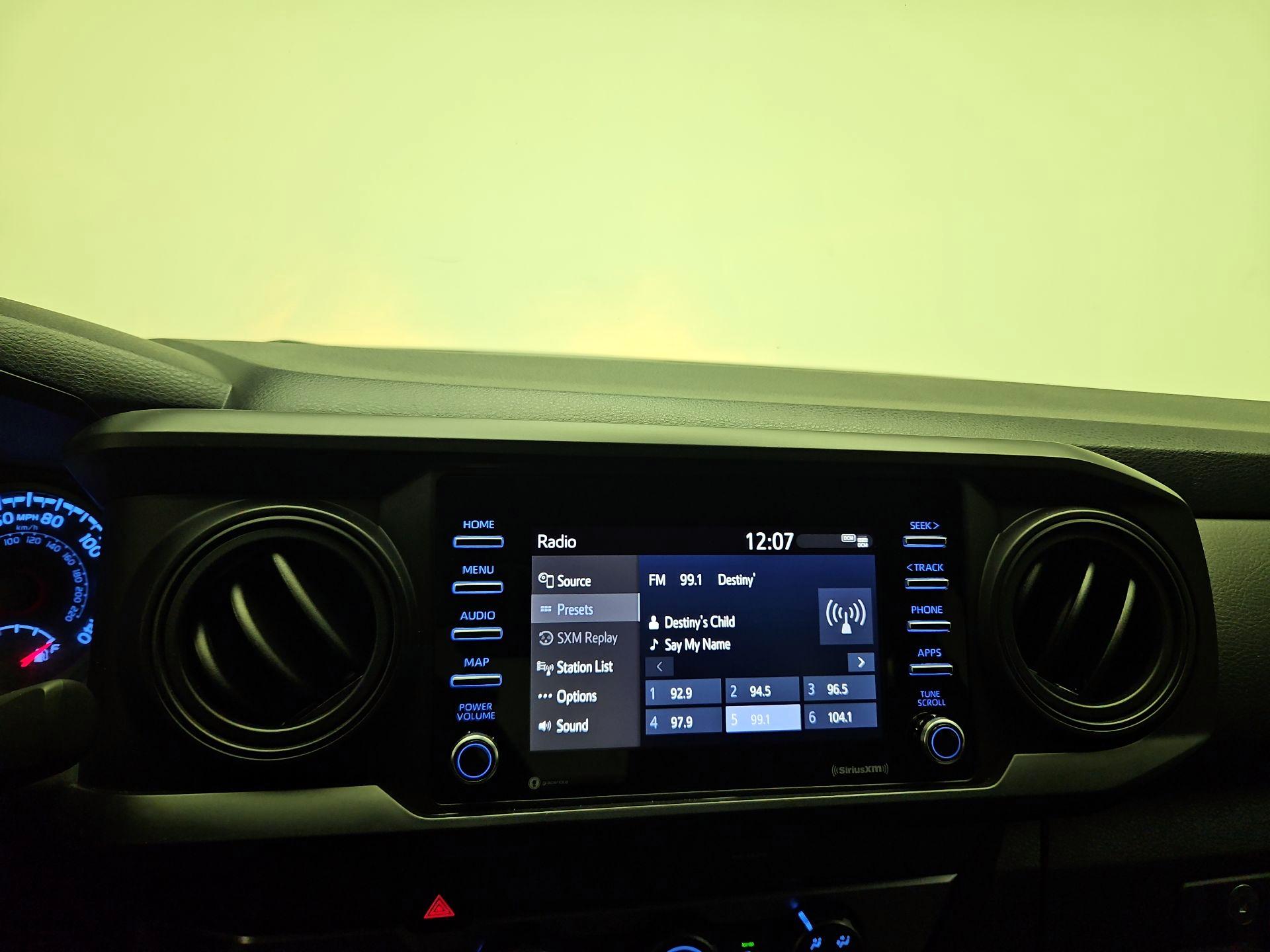 Thumbnail: 2021 Toyota Tacoma - 14