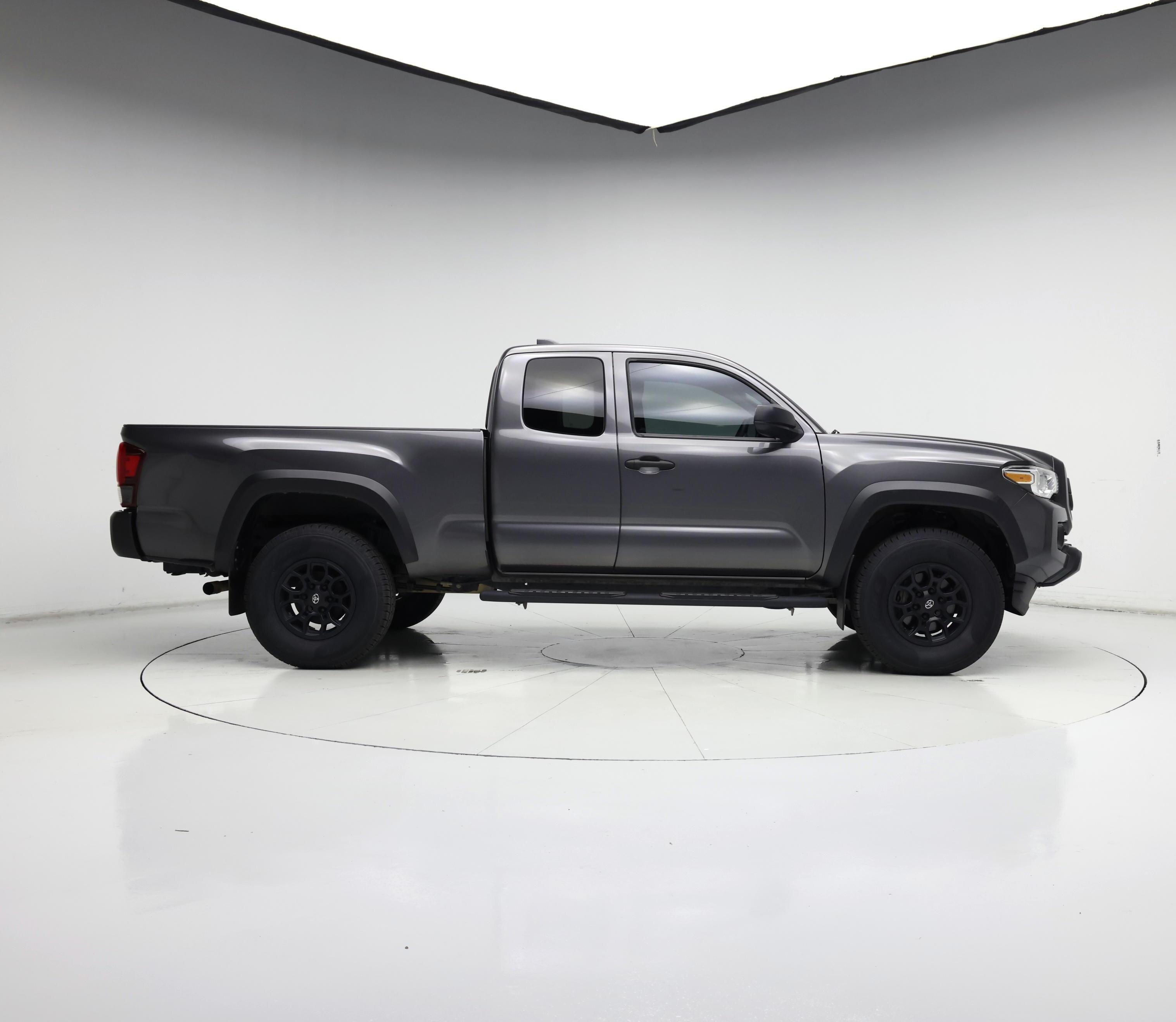 Thumbnail: 2021 Toyota Tacoma - 7
