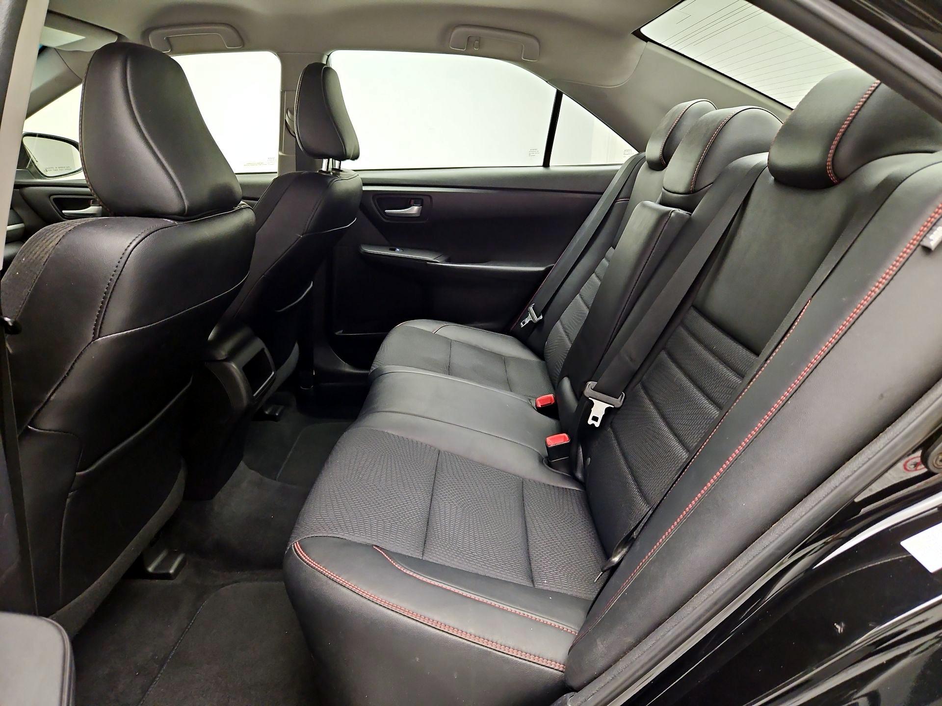 Thumbnail: 2017 Toyota Camry - 17