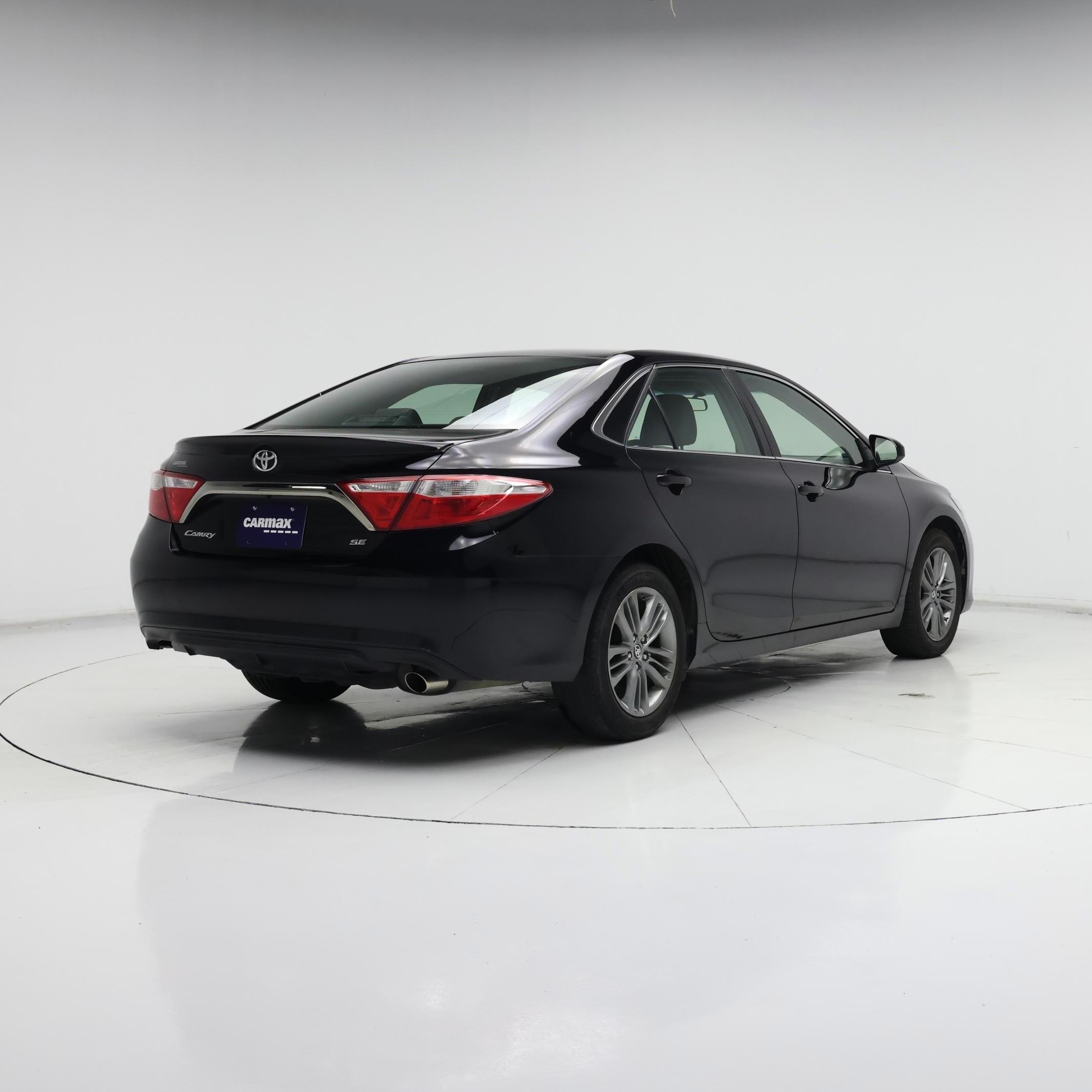 Thumbnail: 2017 Toyota Camry - 8