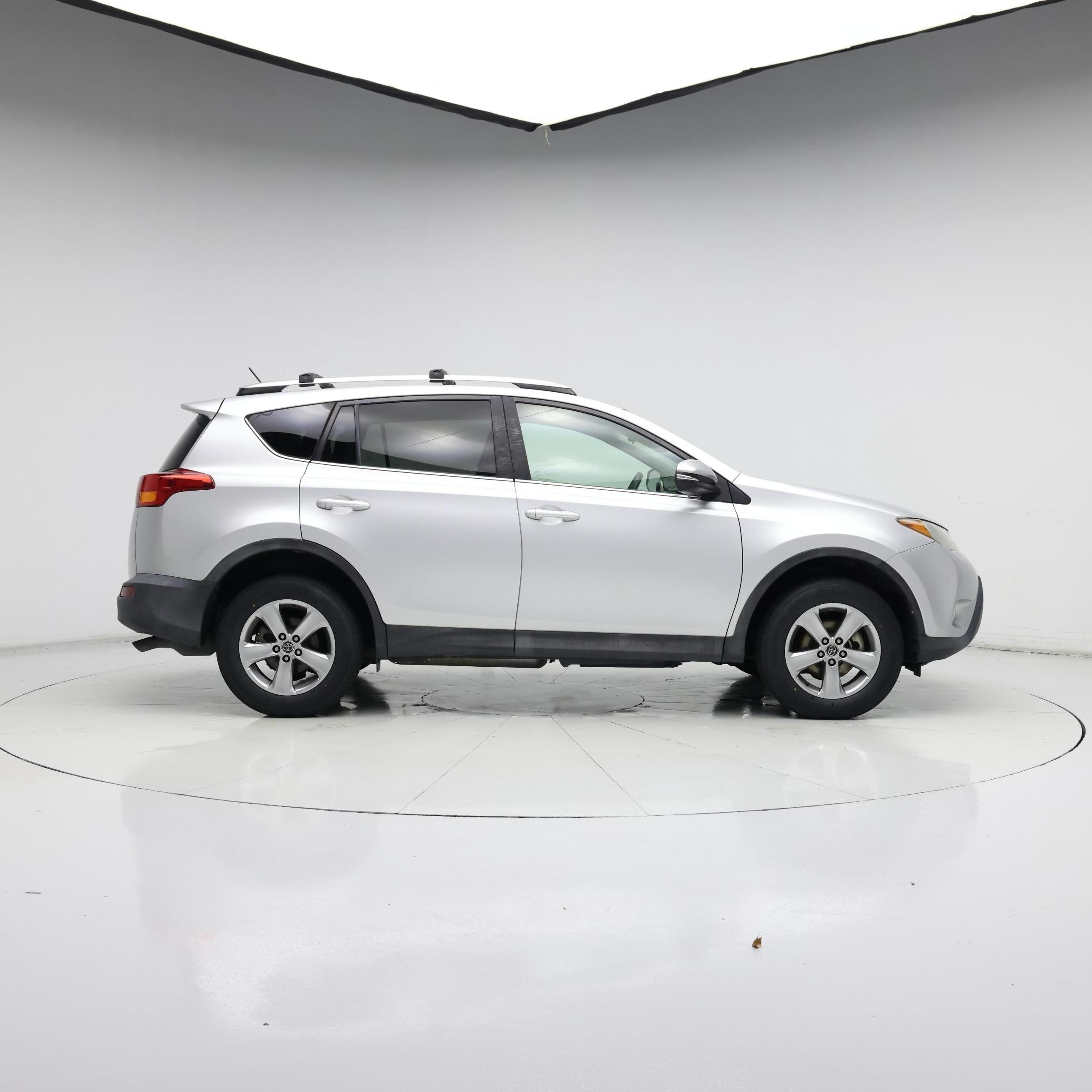 Thumbnail: 2015 Toyota RAV4 - 7