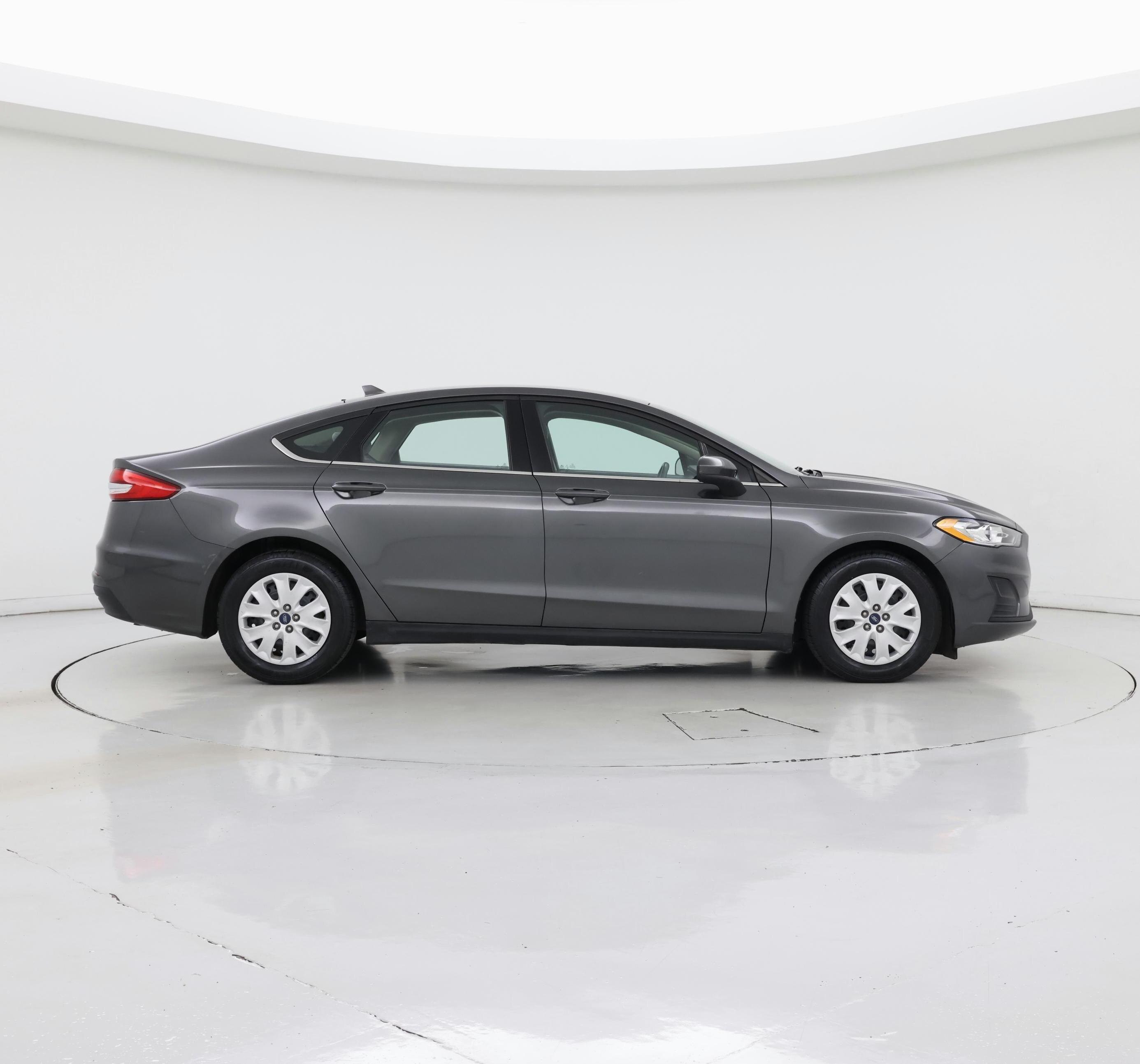 Thumbnail: 2020 Ford Fusion - 7