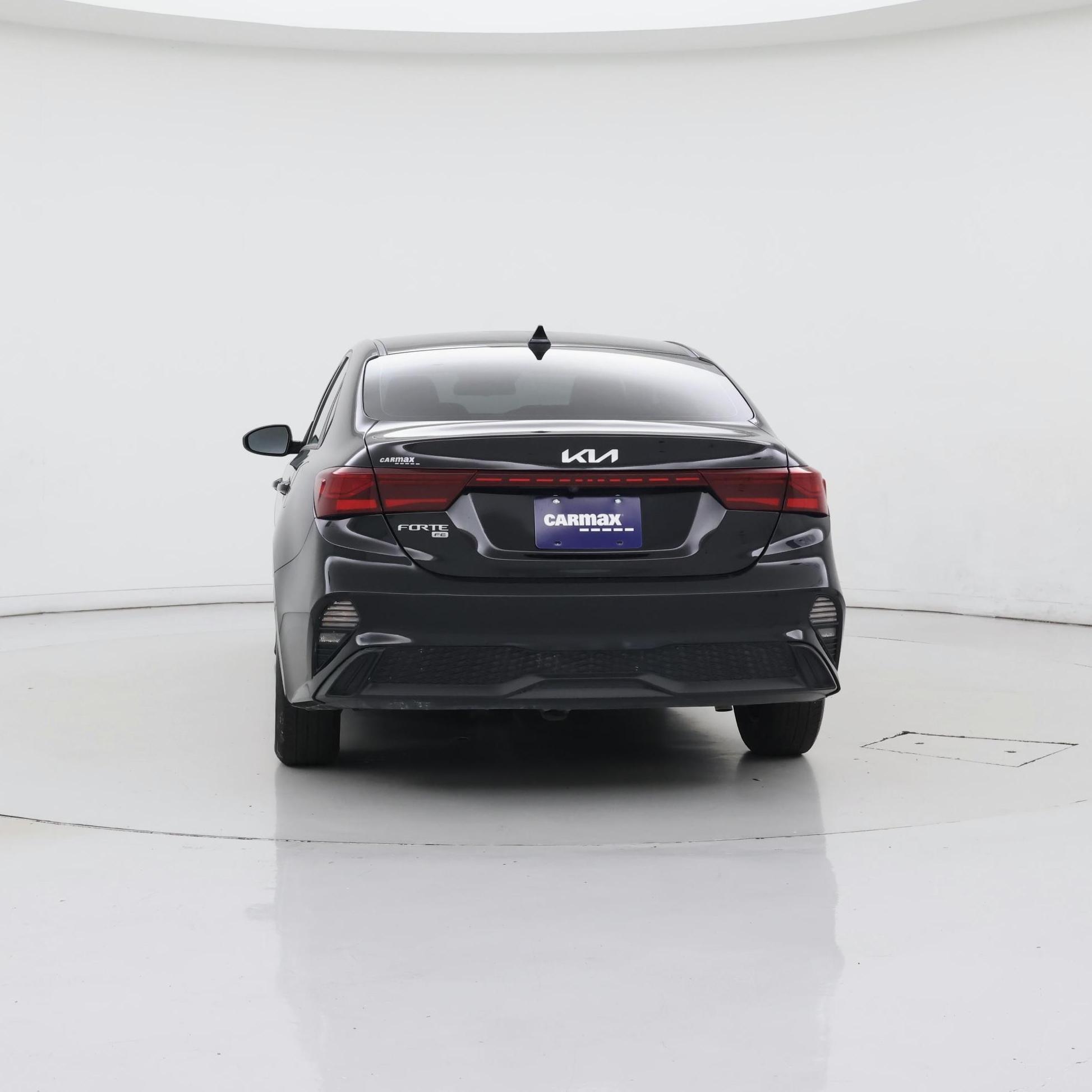 Thumbnail: 2023 Kia Forte - 6
