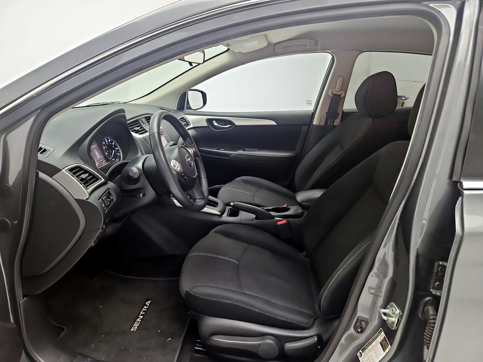 Thumbnail: 2018 Nissan Sentra - 11