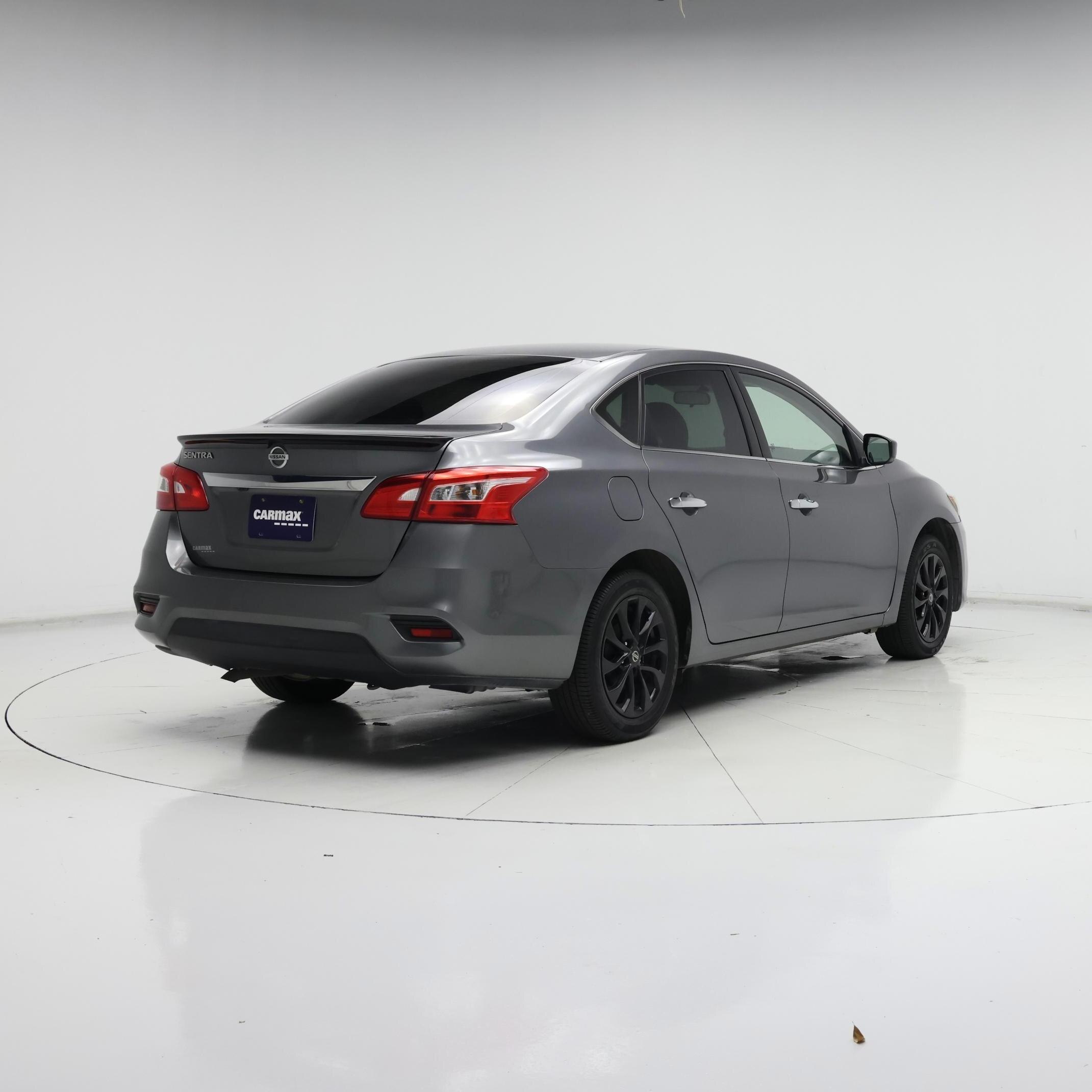 Thumbnail: 2018 Nissan Sentra - 8