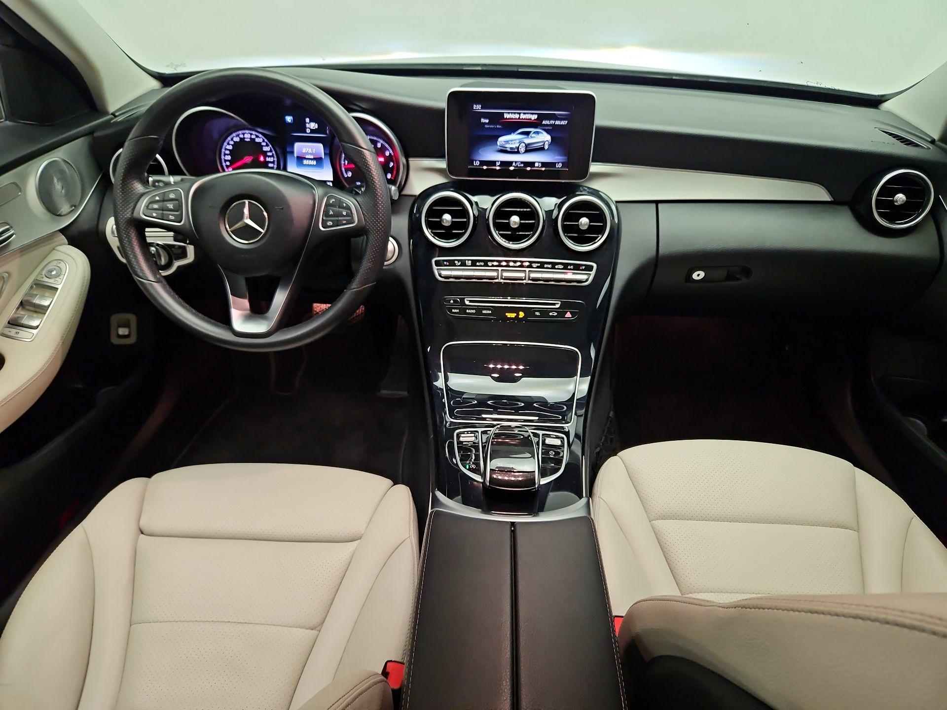Thumbnail: 2015 Mercedes-Benz C-Class - 9