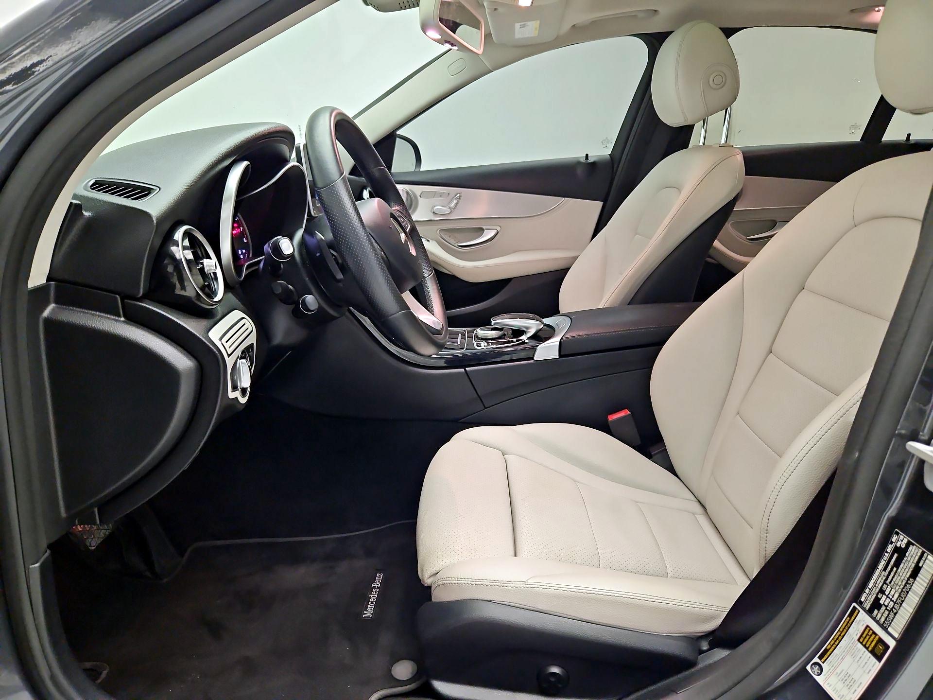 Thumbnail: 2015 Mercedes-Benz C-Class - 11