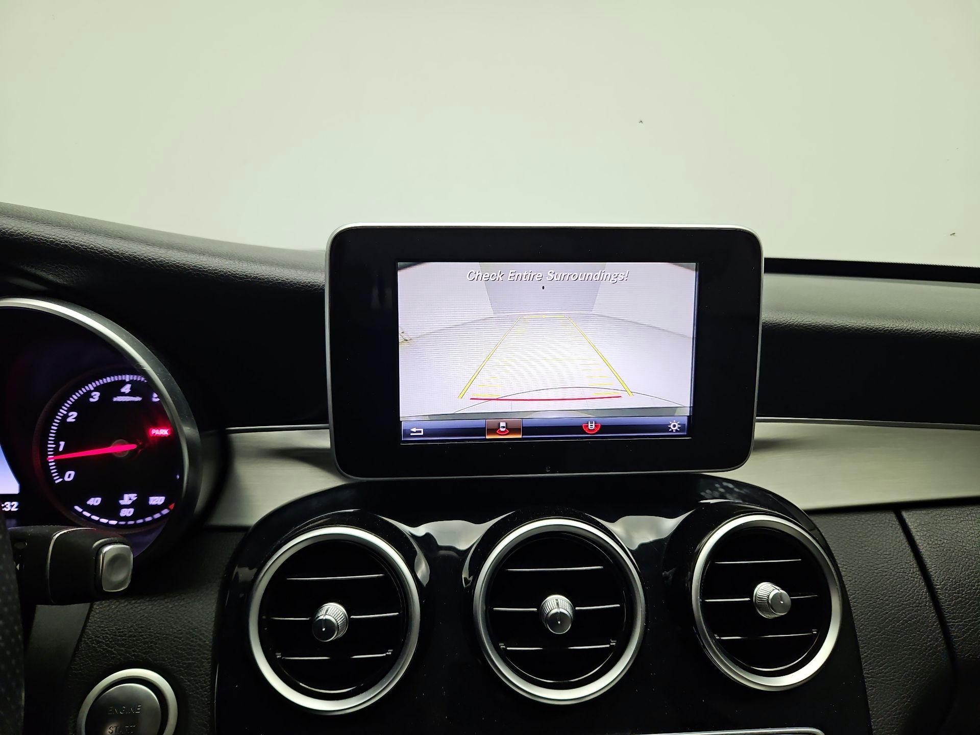 Thumbnail: 2015 Mercedes-Benz C-Class - 13