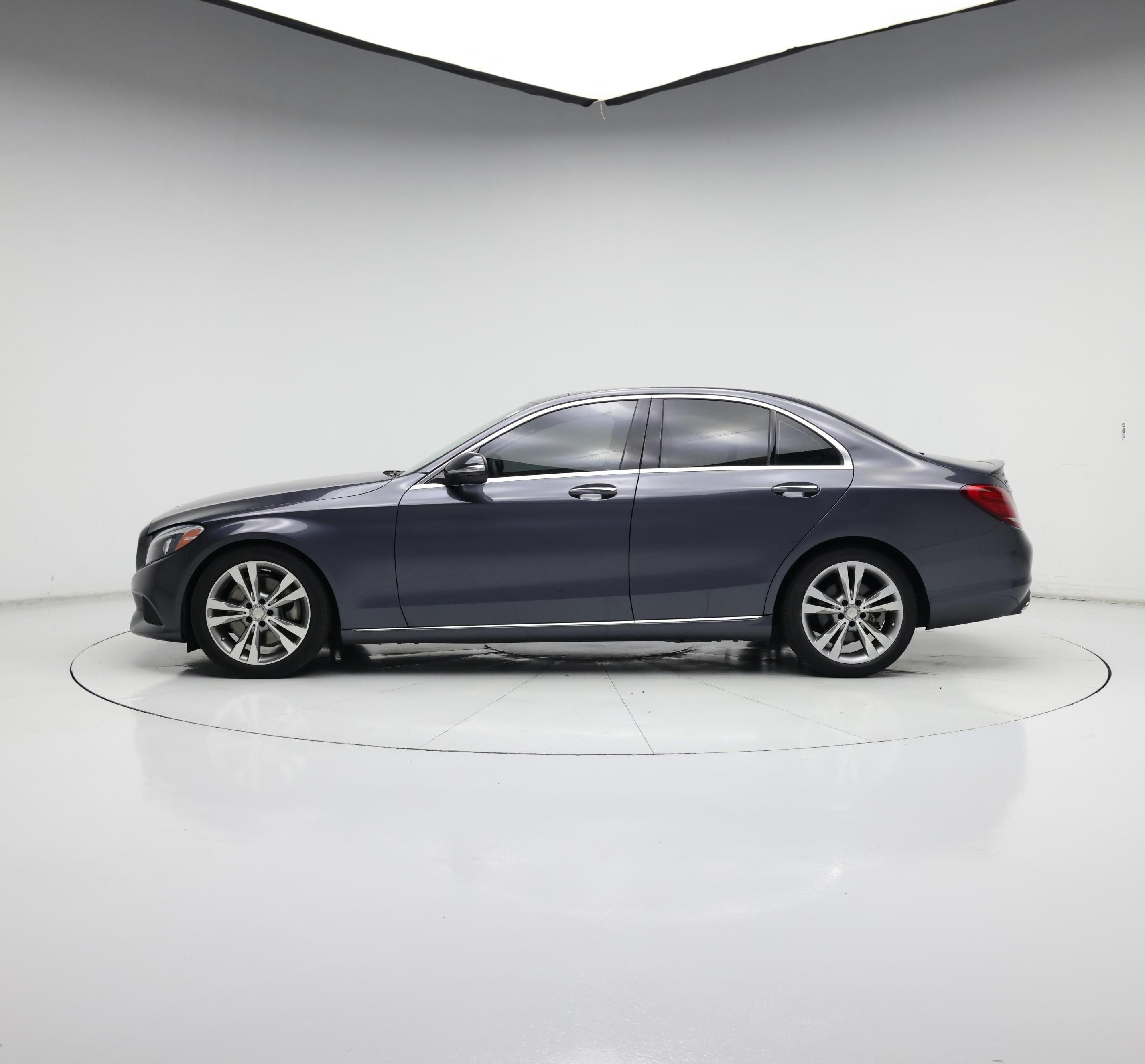 Thumbnail: 2015 Mercedes-Benz C-Class - 3