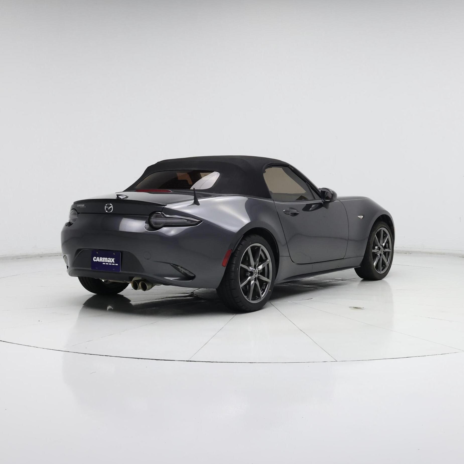 Thumbnail: 2016 Mazda MX-5 Miata - 8