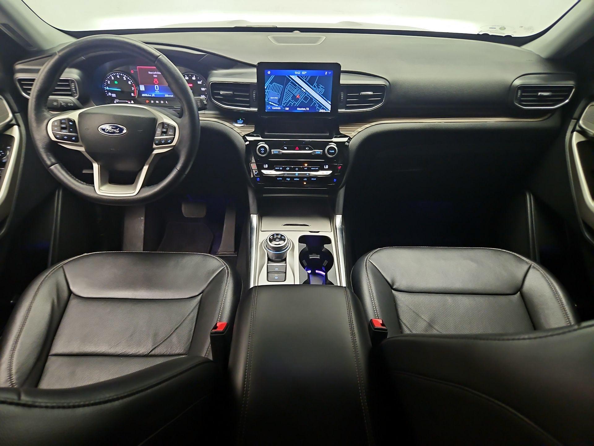 Thumbnail: 2021 Ford Explorer - 9