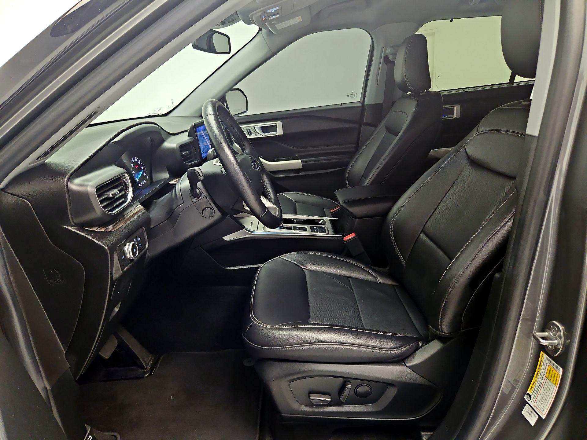 Thumbnail: 2021 Ford Explorer - 11