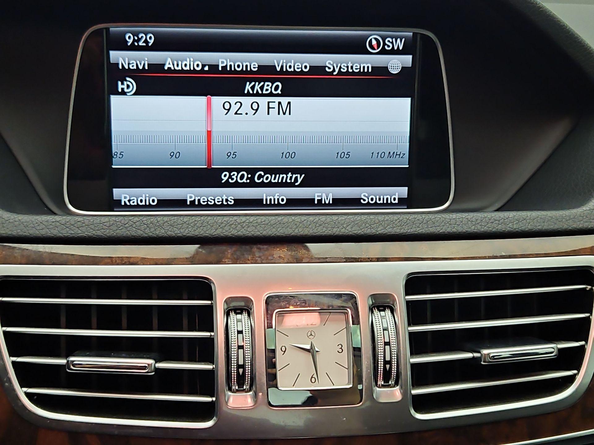 Thumbnail: 2014 Mercedes-Benz E-Class - 16