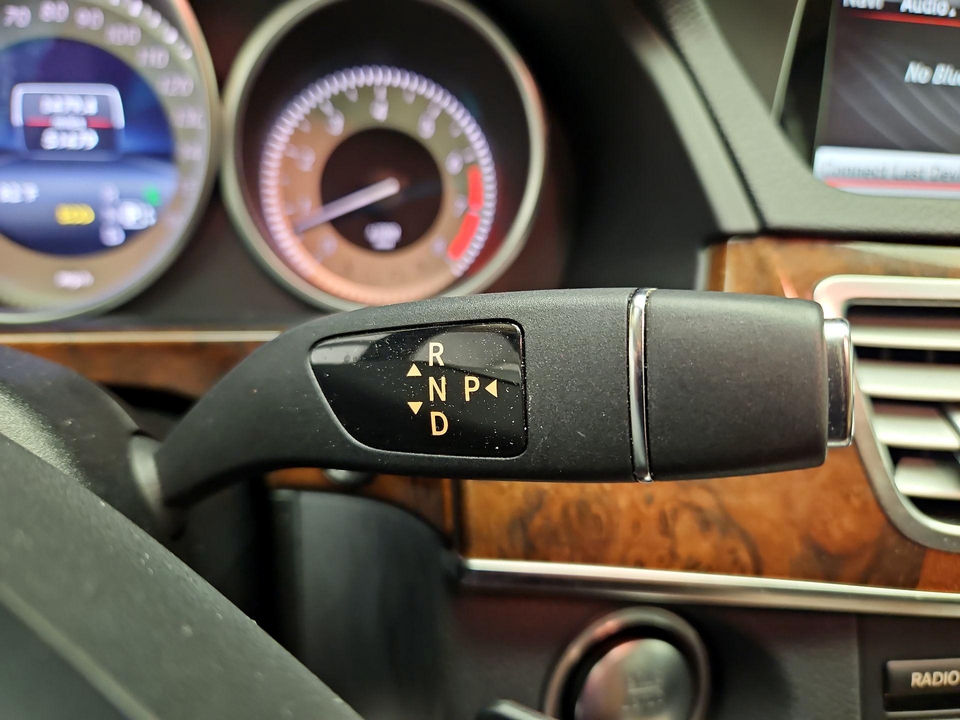 Thumbnail: 2014 Mercedes-Benz E-Class - 18