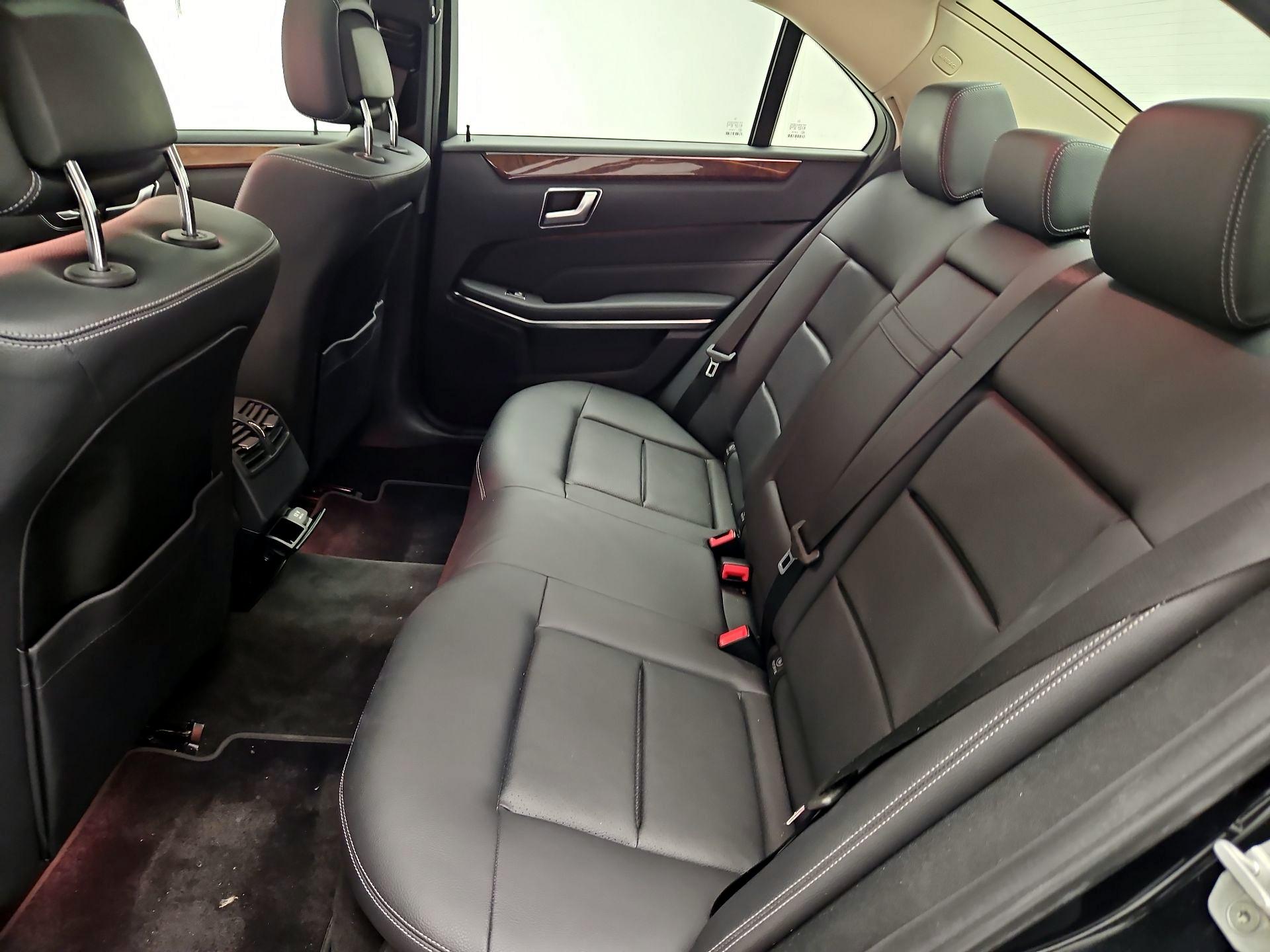 Thumbnail: 2014 Mercedes-Benz E-Class - 20