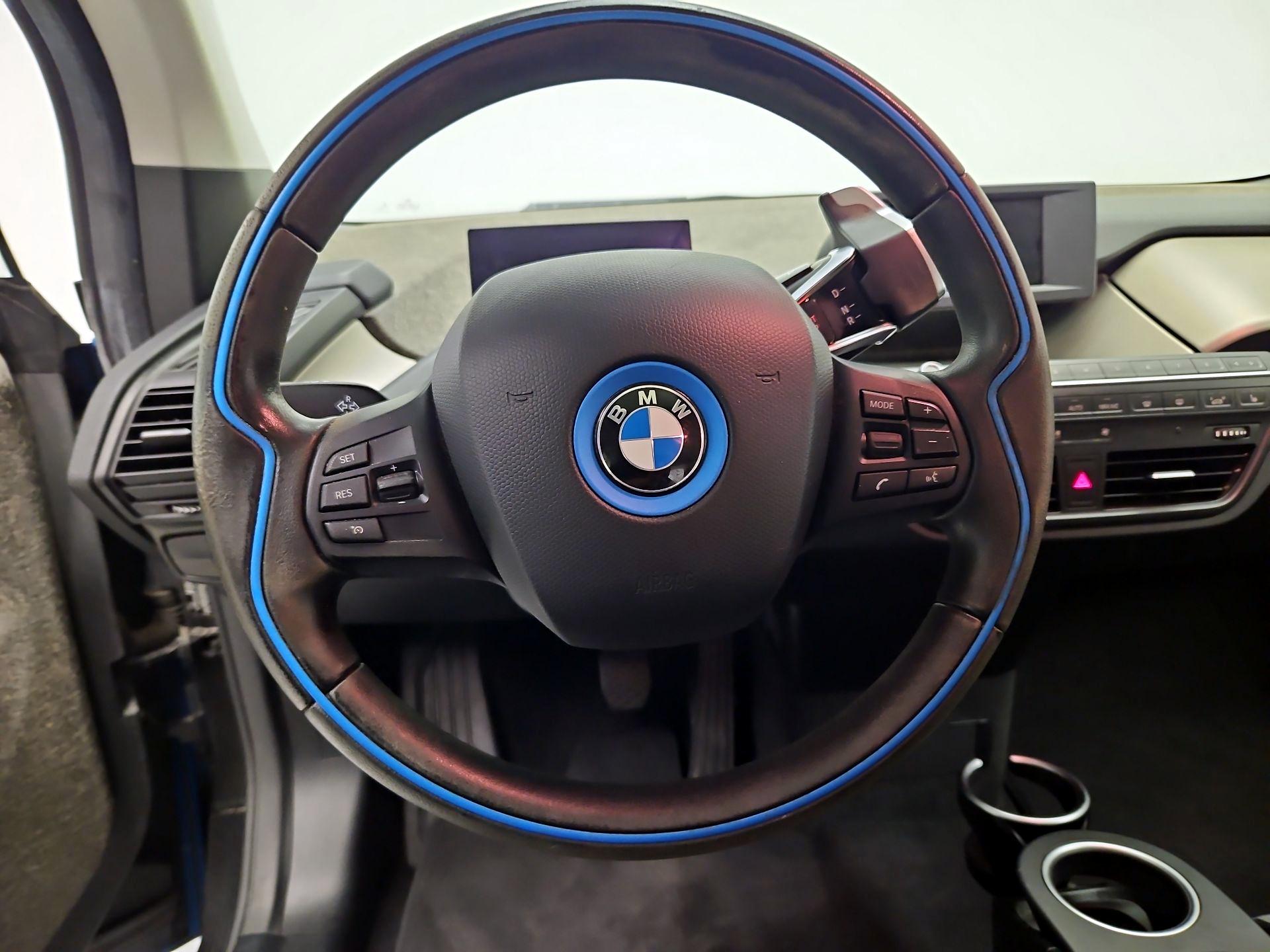 Thumbnail: 2017 BMW i3 - 10