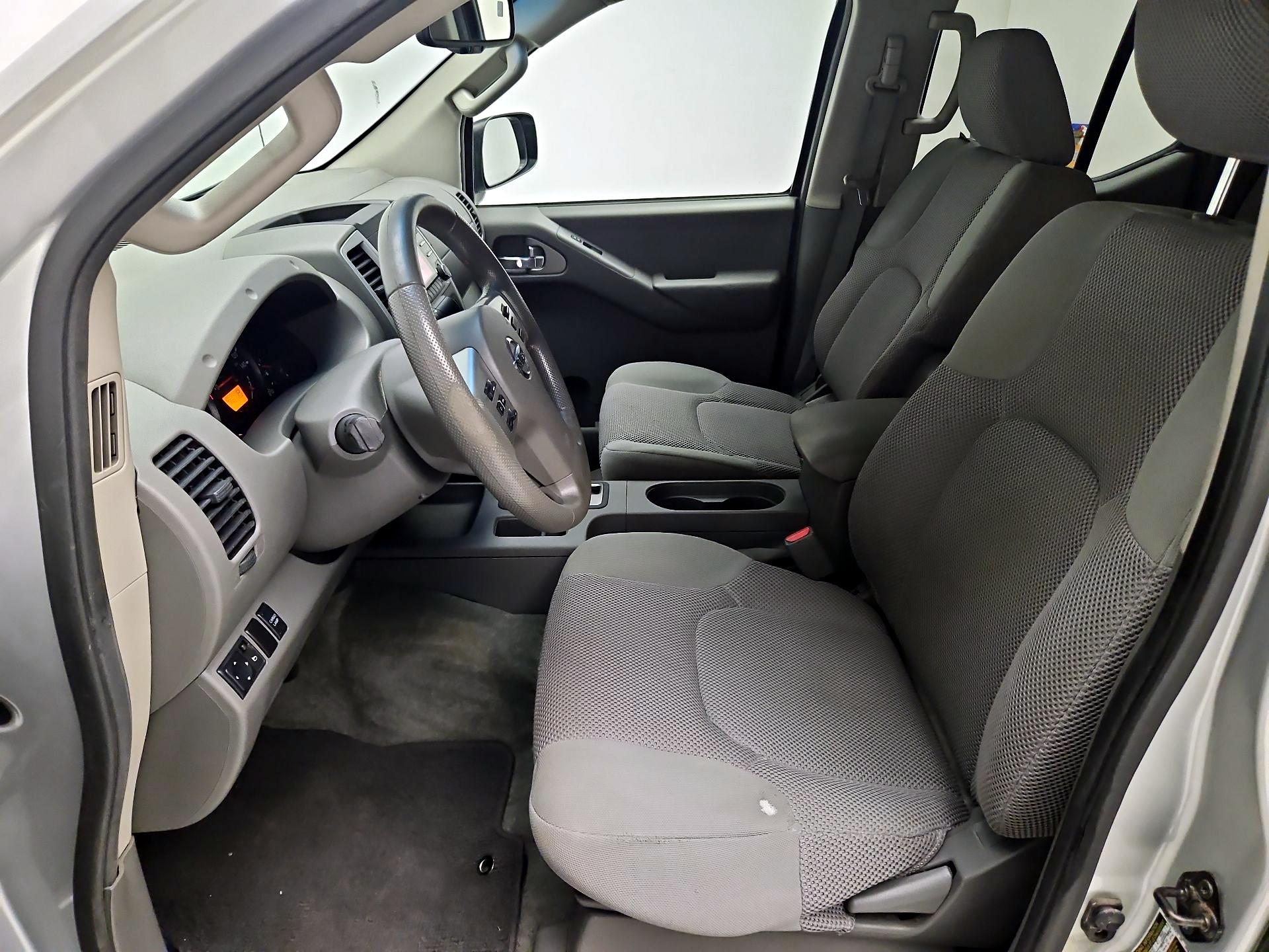Thumbnail: 2013 Nissan Frontier - 11