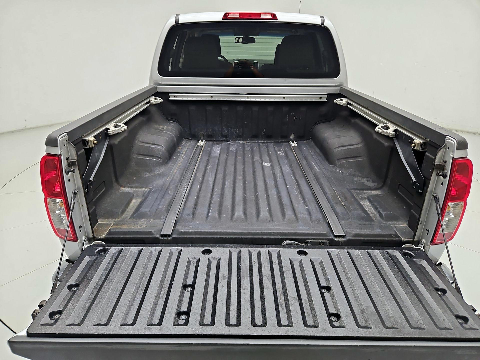 Thumbnail: 2013 Nissan Frontier - 20