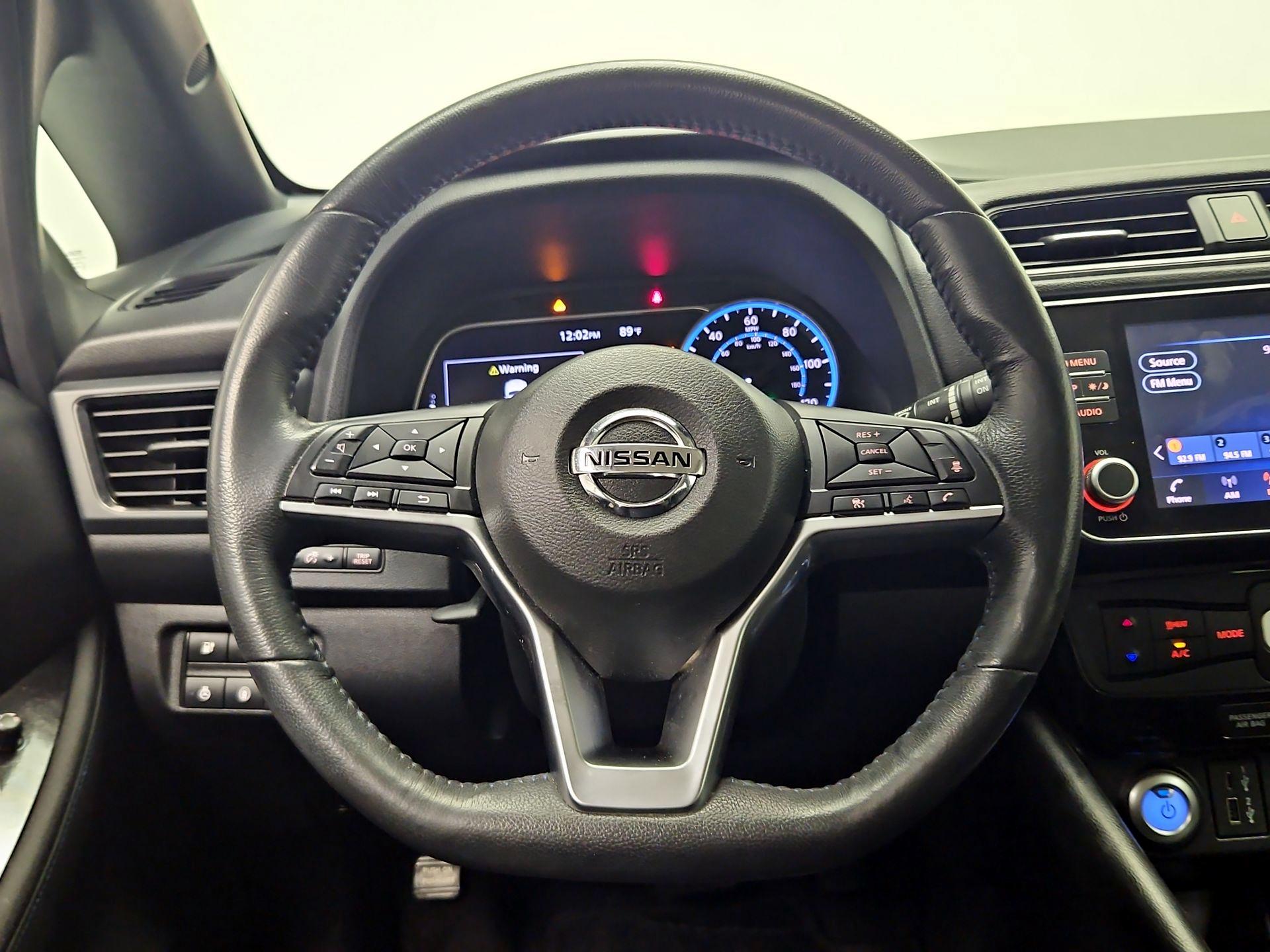 Thumbnail: 2021 Nissan Leaf - 10