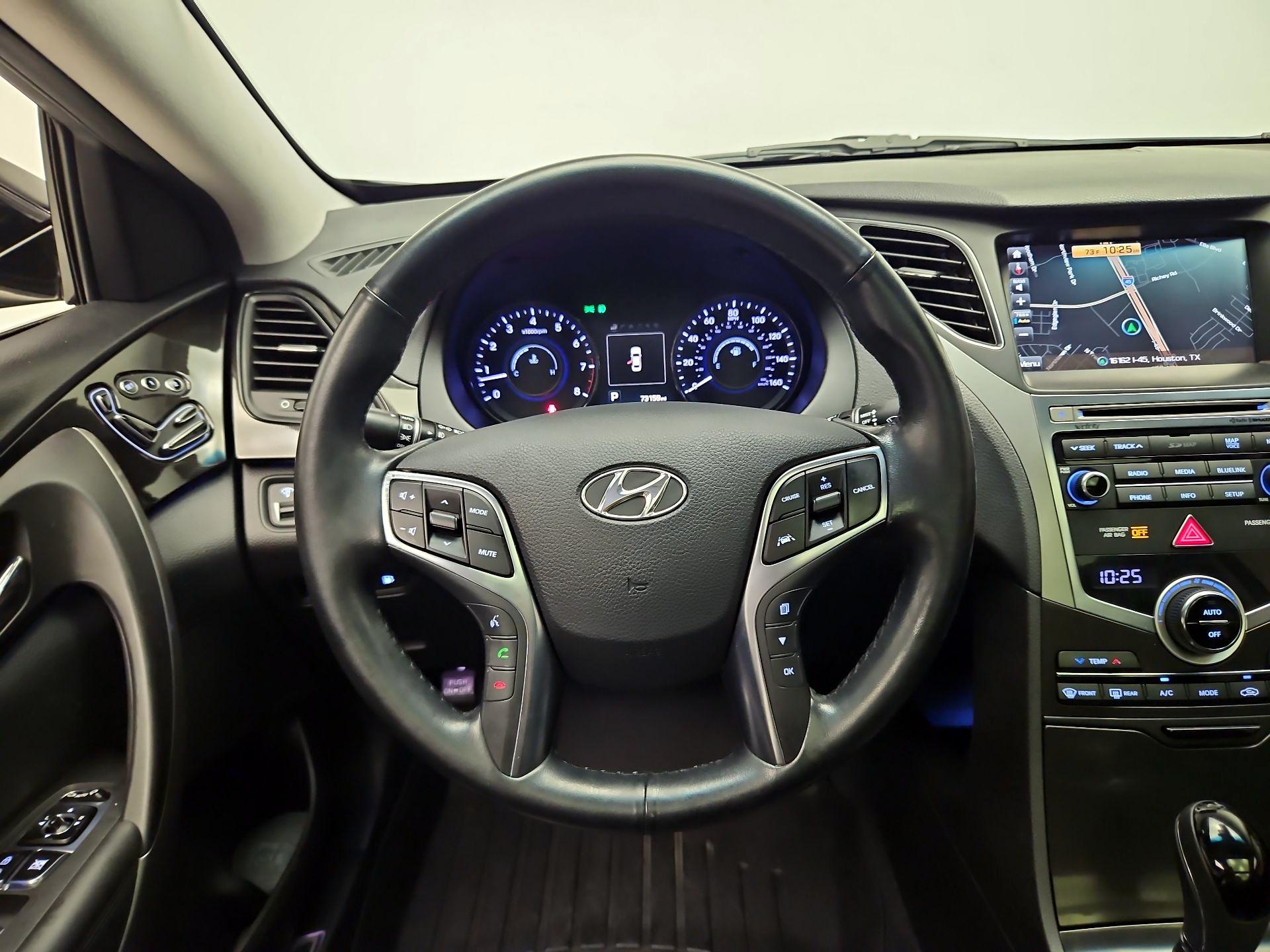 Thumbnail: 2015 Hyundai Azera - 10