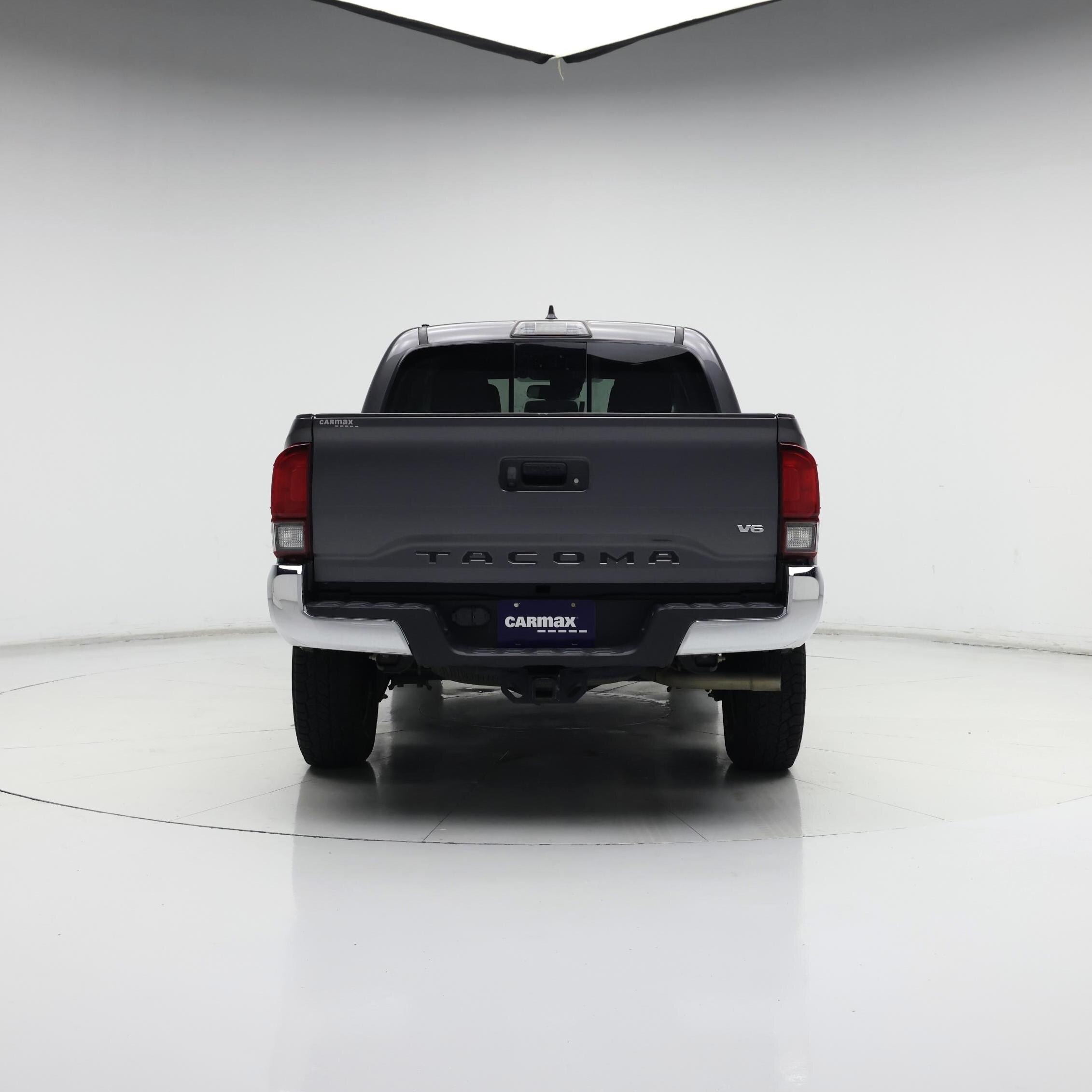Thumbnail: 2019 Toyota Tacoma - 6