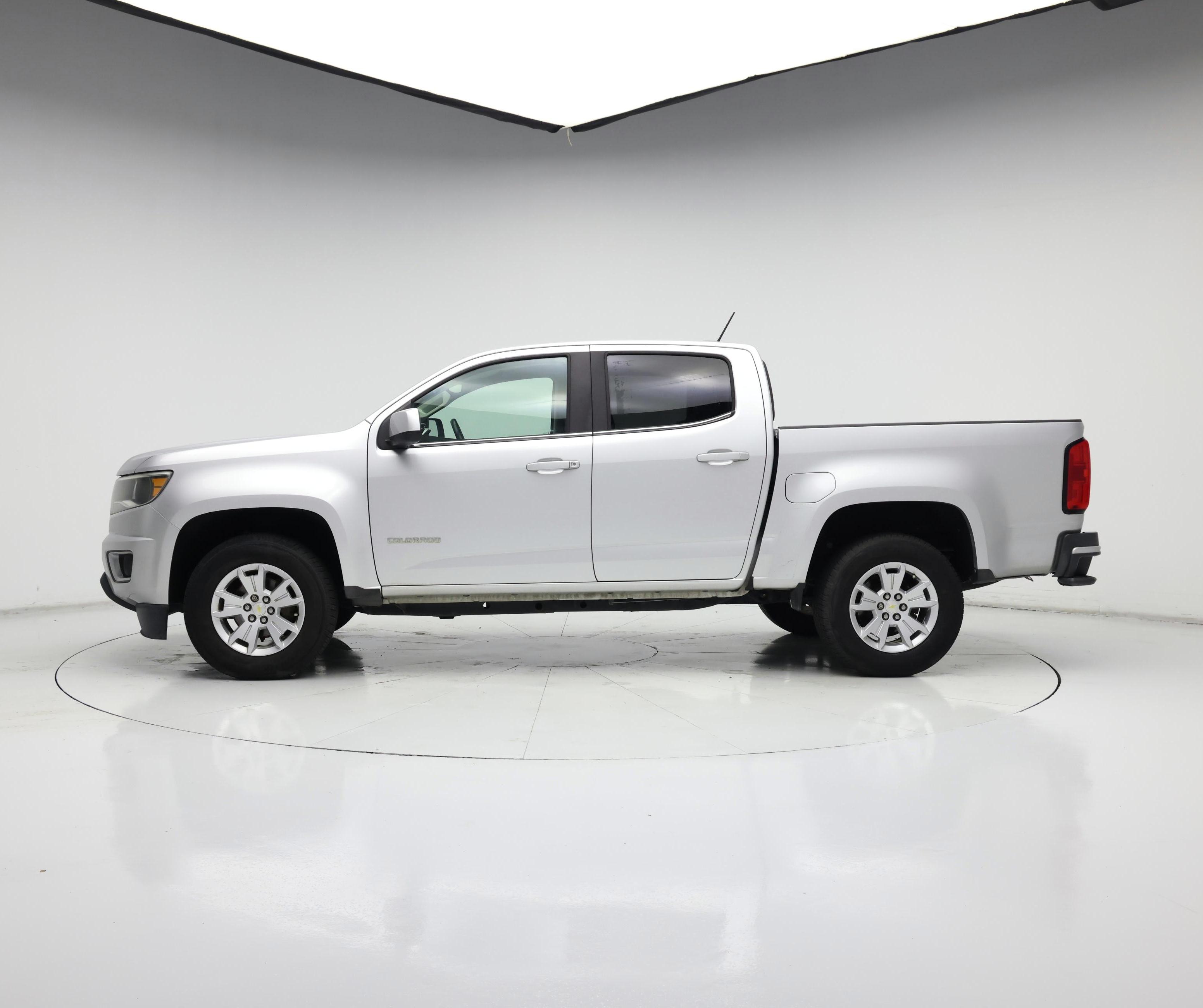 Thumbnail: 2018 Chevrolet Colorado - 3