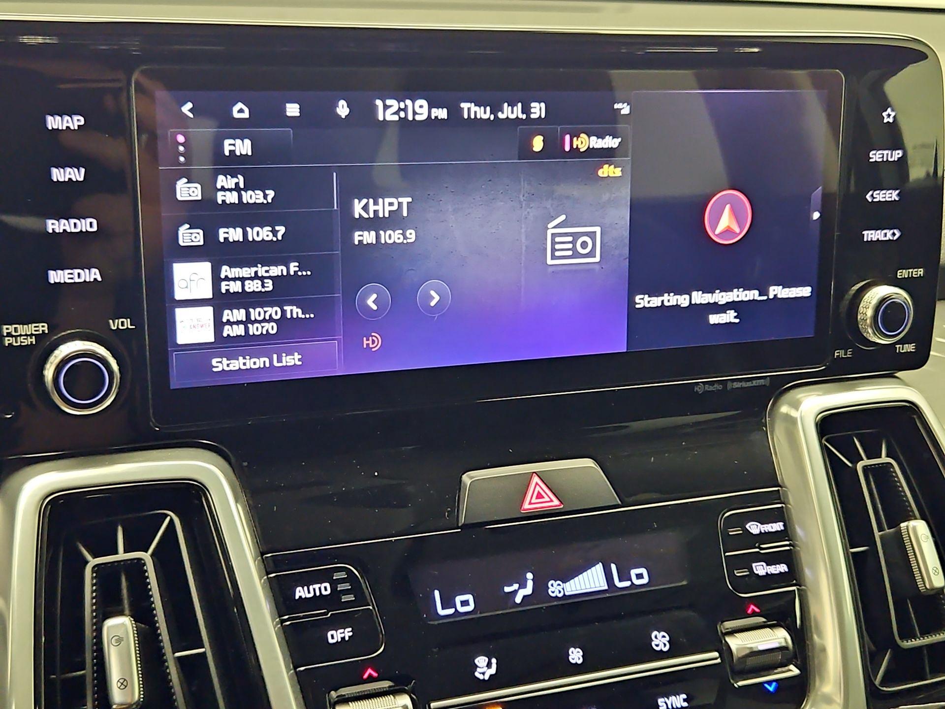 Thumbnail: 2023 Kia Sorento - 16