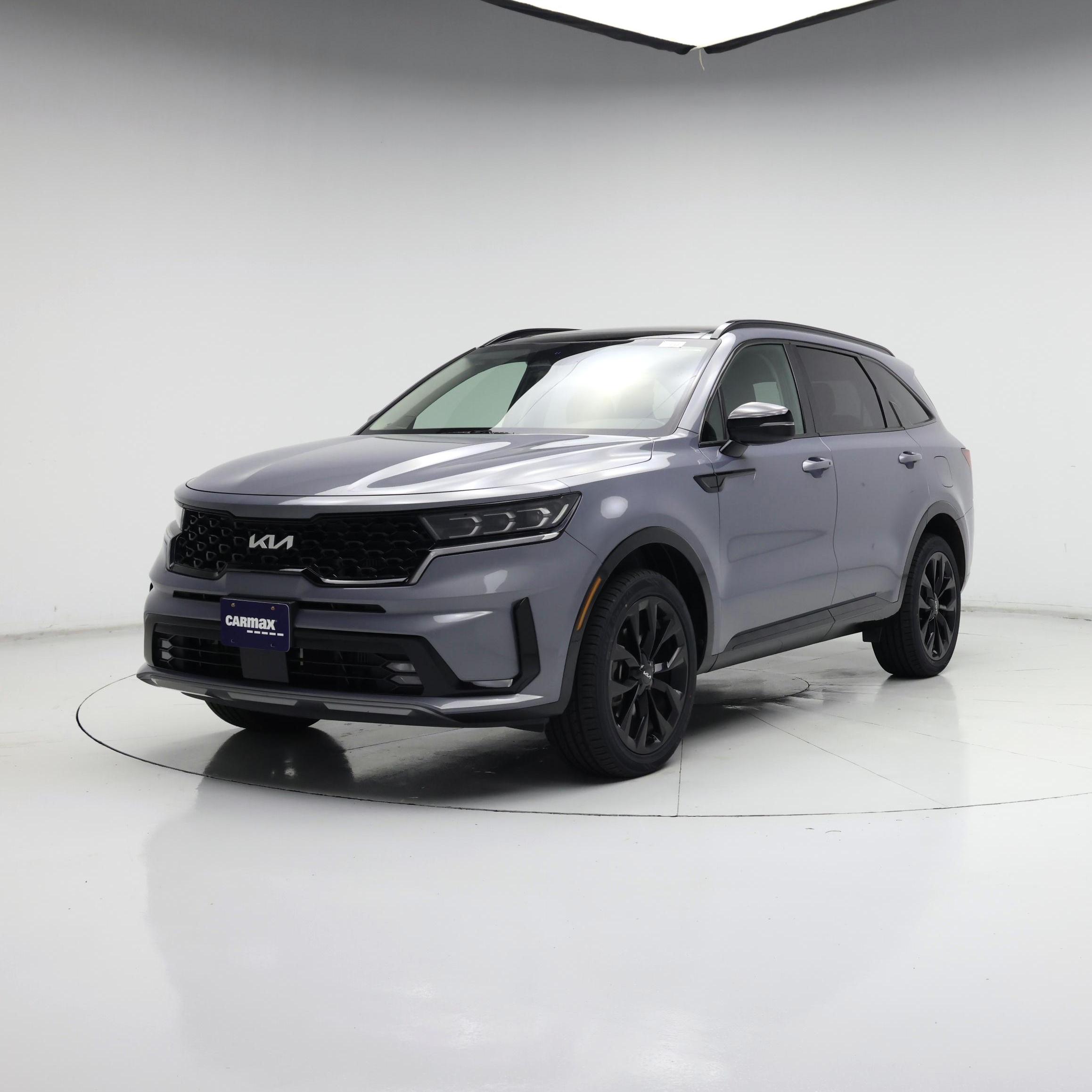 Thumbnail: 2023 Kia Sorento - 4