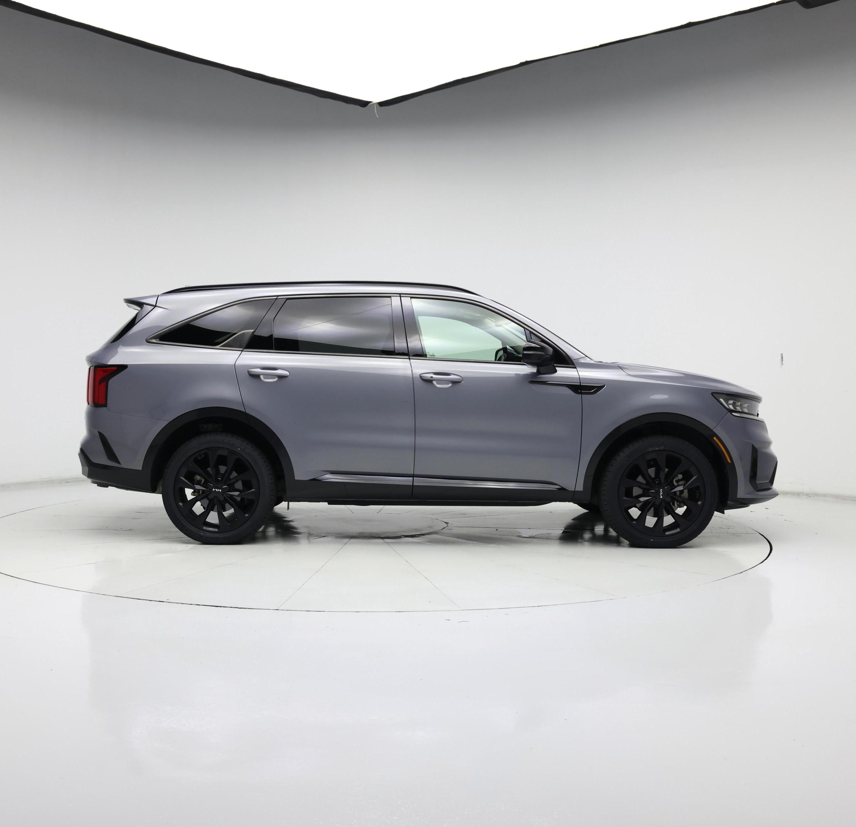 Thumbnail: 2023 Kia Sorento - 7