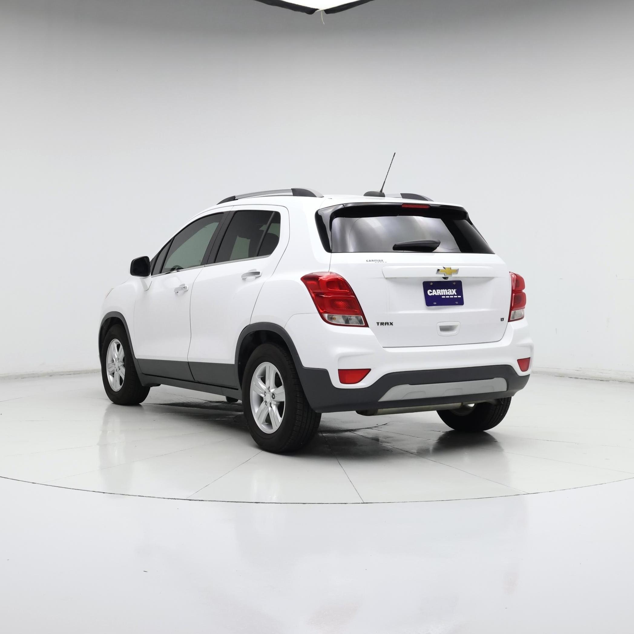 Thumbnail: 2019 Chevrolet Trax - 2