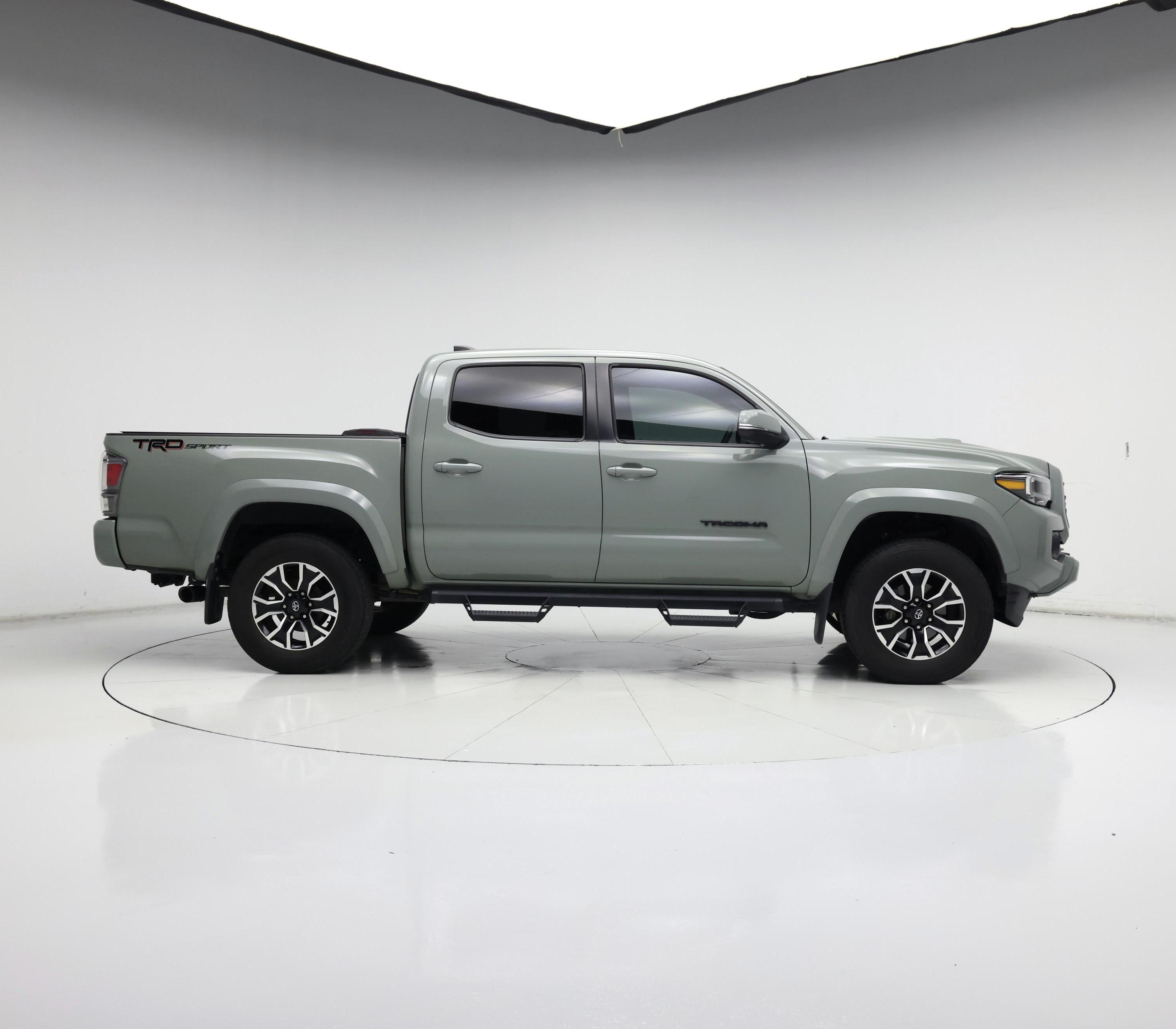 Thumbnail: 2022 Toyota Tacoma - 7