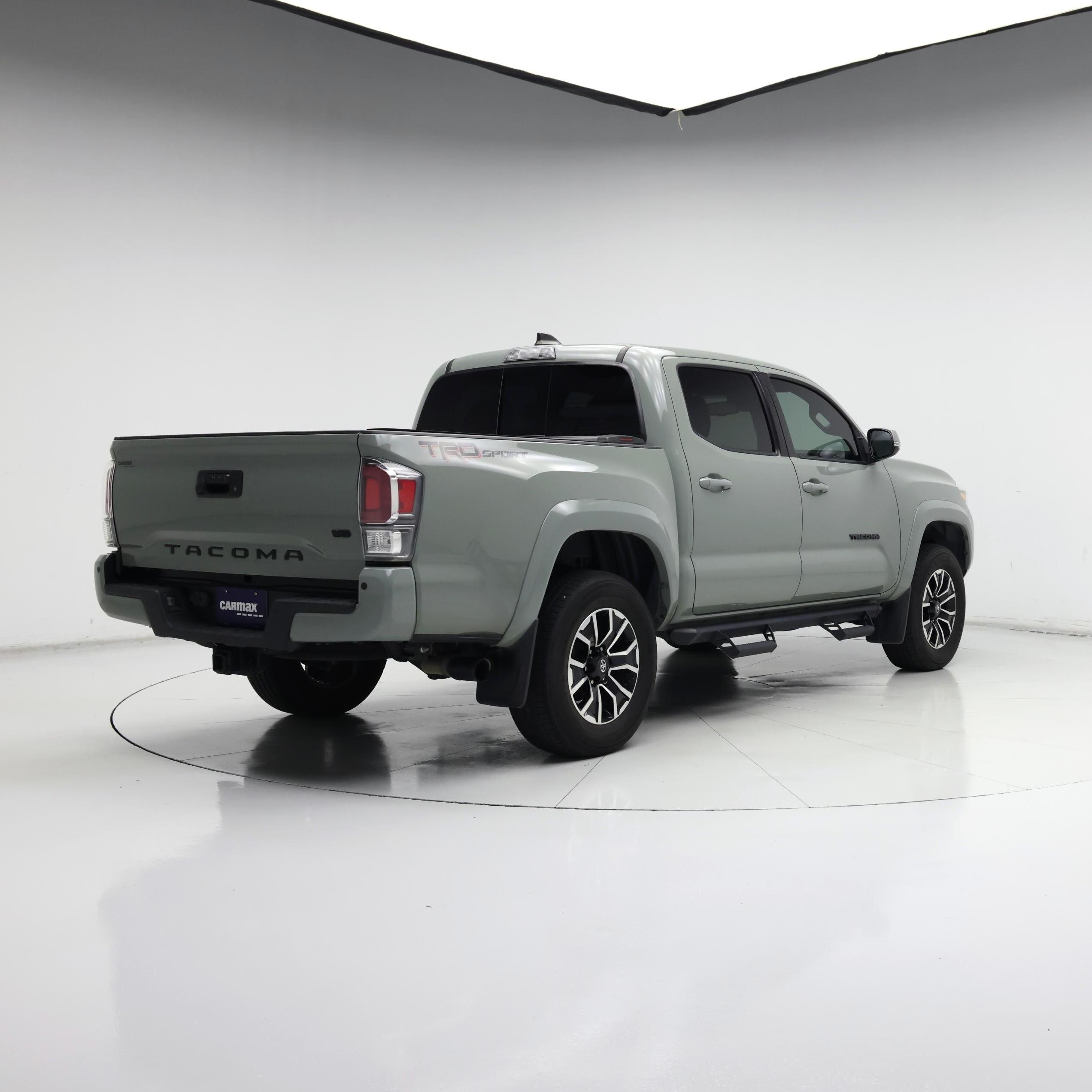 Thumbnail: 2022 Toyota Tacoma - 8