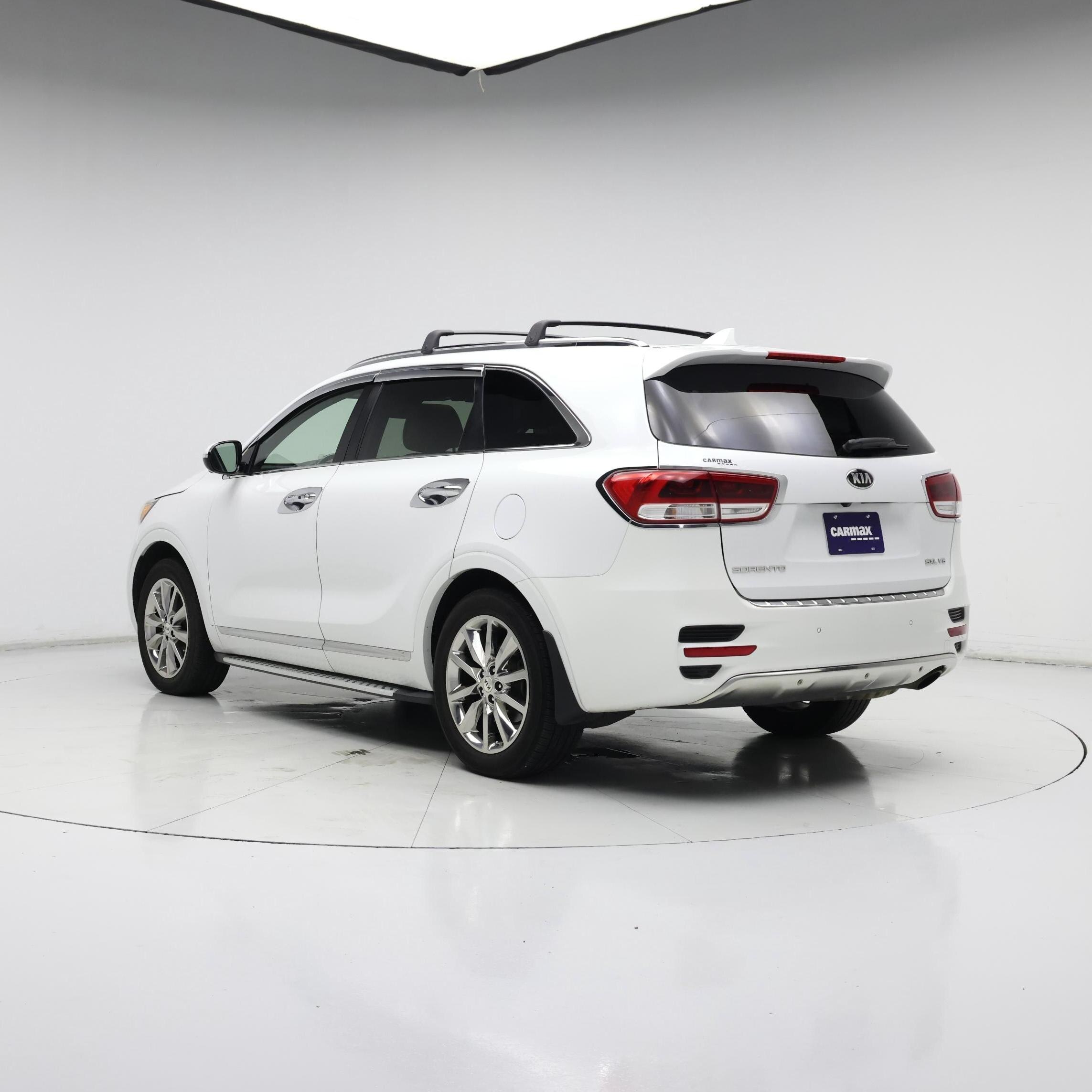 Thumbnail: 2016 Kia Sorento - 2