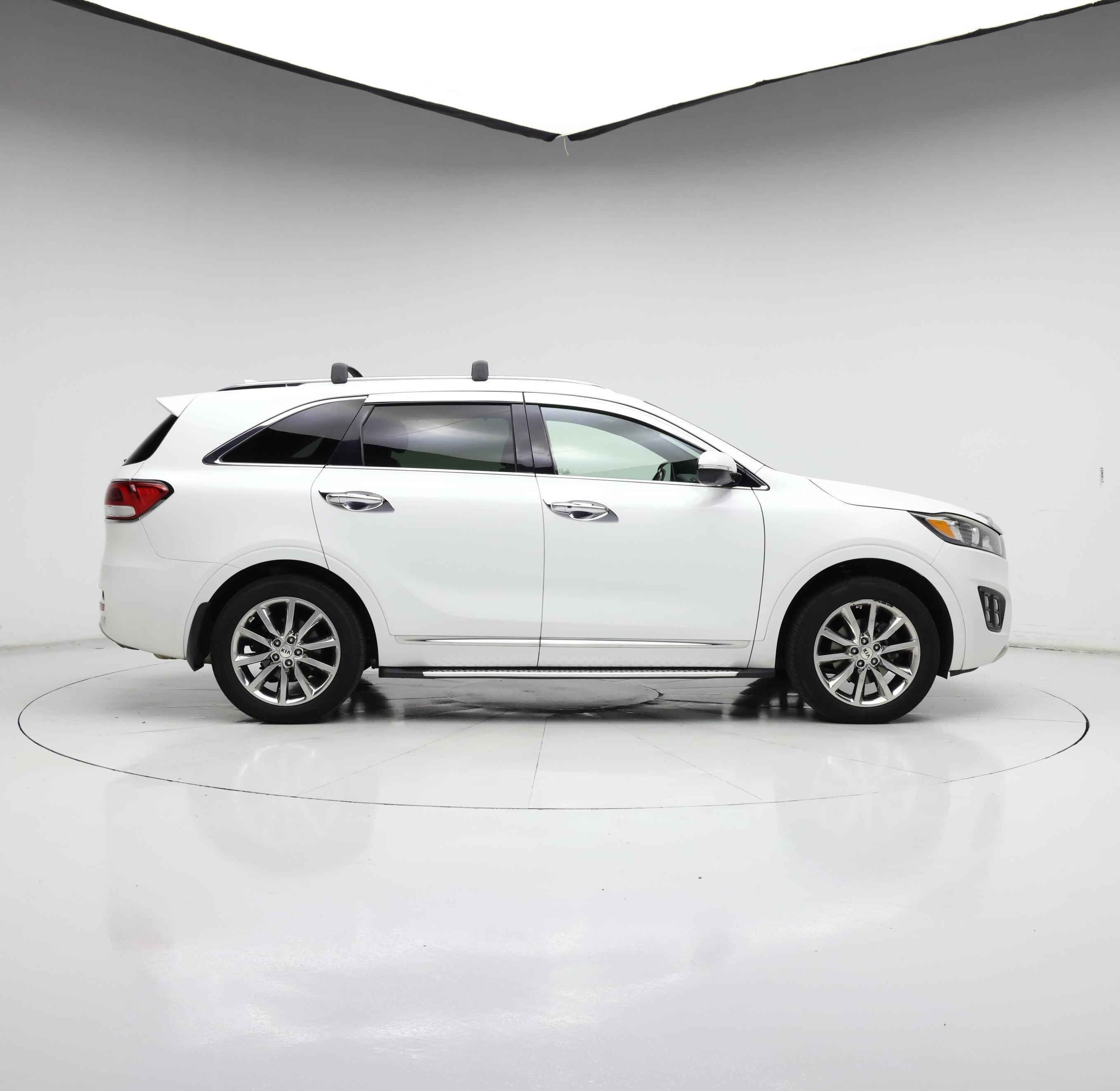 Thumbnail: 2016 Kia Sorento - 7