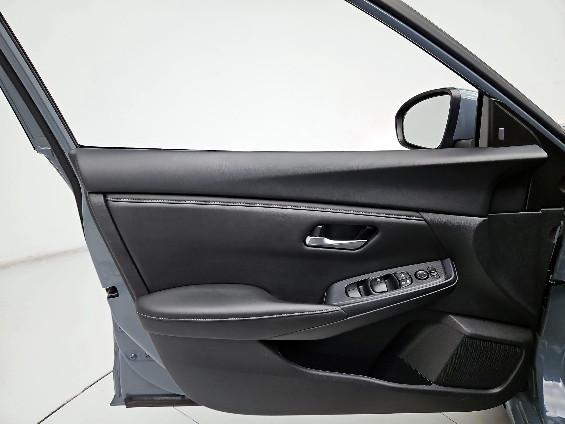 Thumbnail: 2024 Nissan Sentra - 12