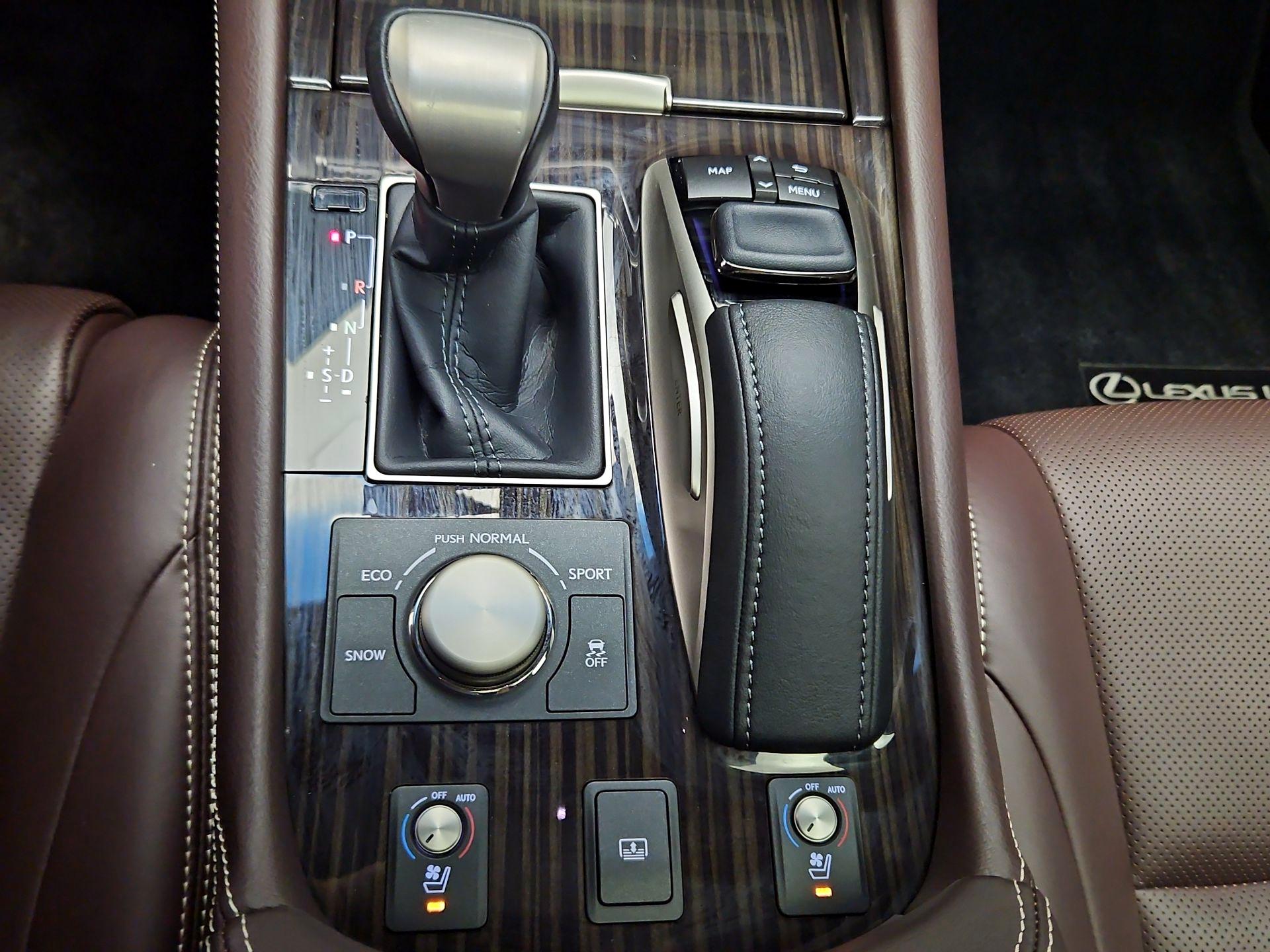 Thumbnail: 2017 Lexus LS - 18