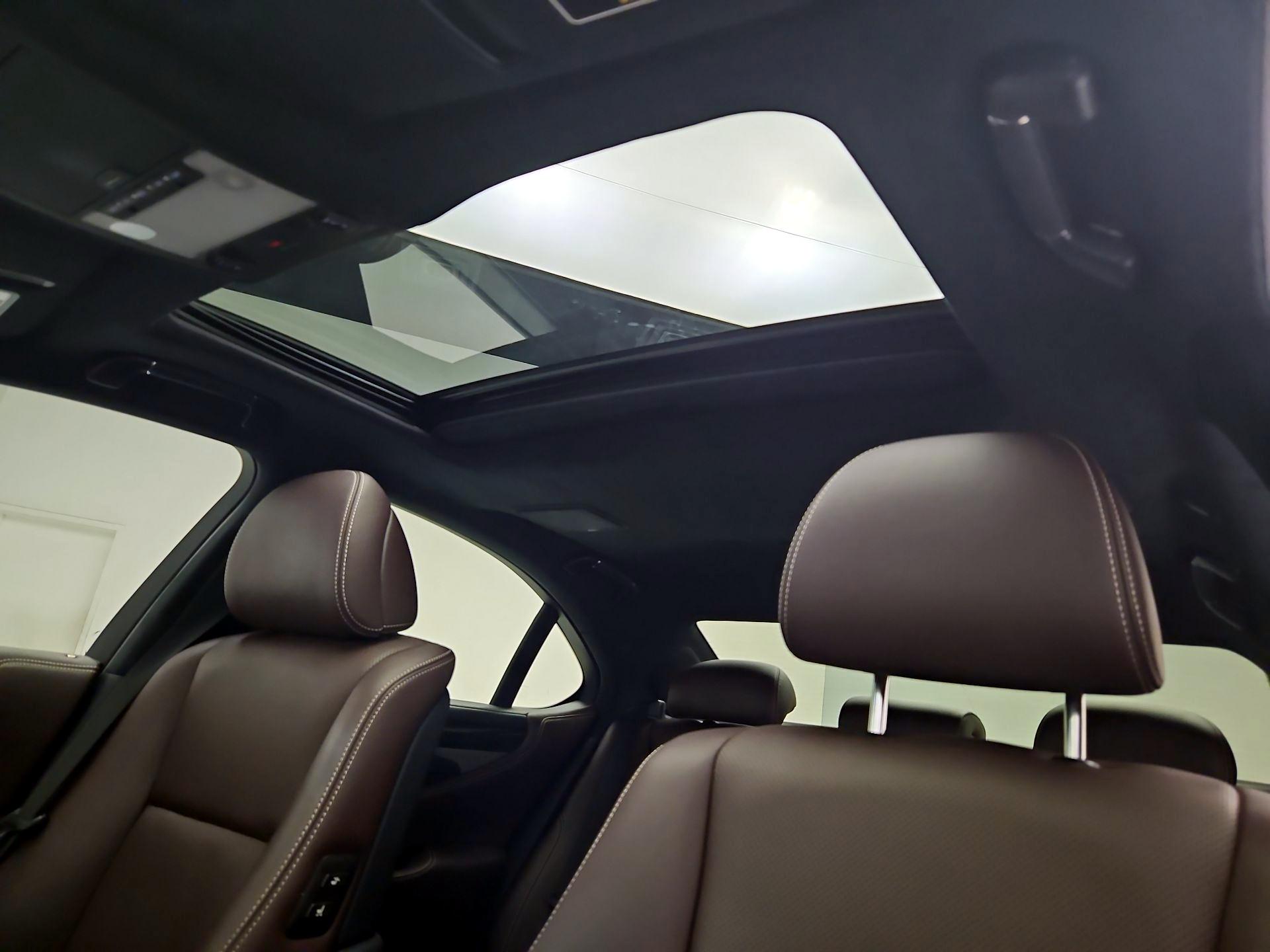 Thumbnail: 2017 Lexus LS - 19