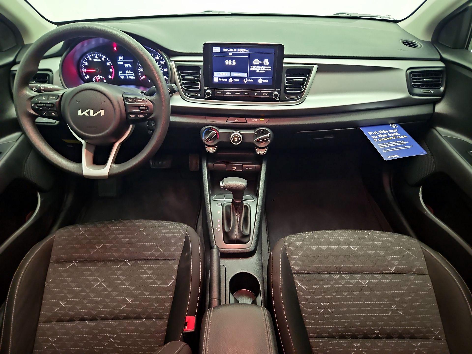 Thumbnail: 2022 Kia Rio - 9