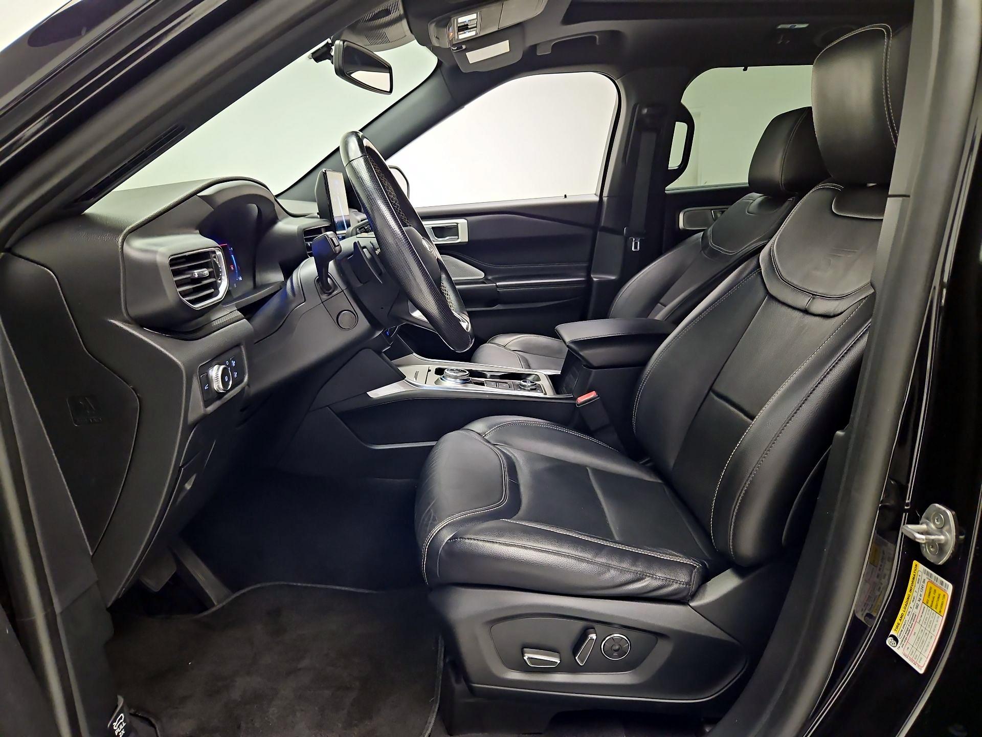 Thumbnail: 2020 Ford Explorer - 11