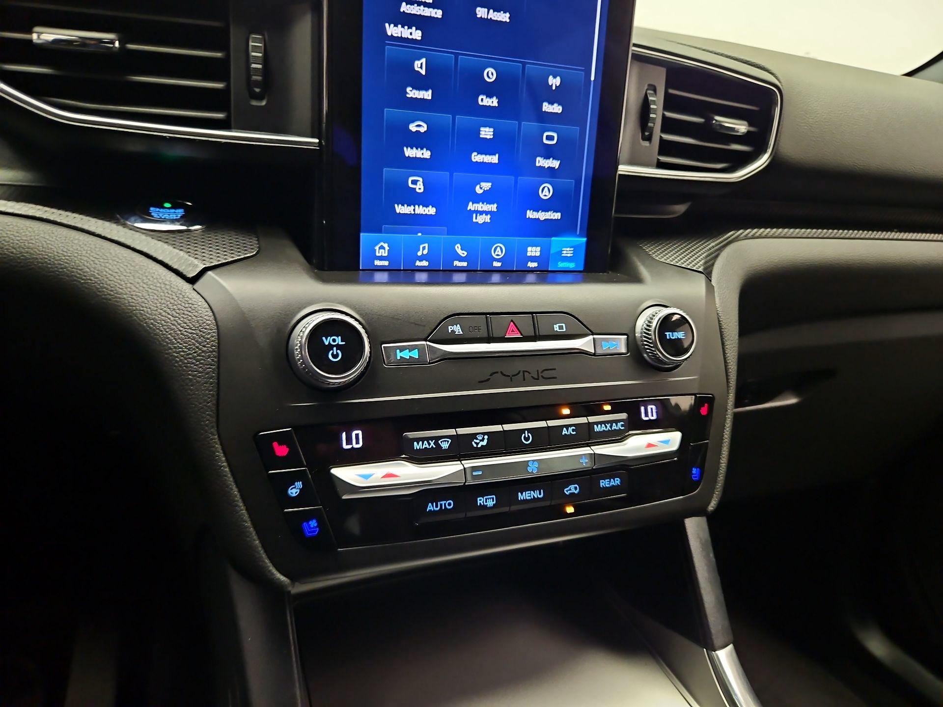 Thumbnail: 2020 Ford Explorer - 16