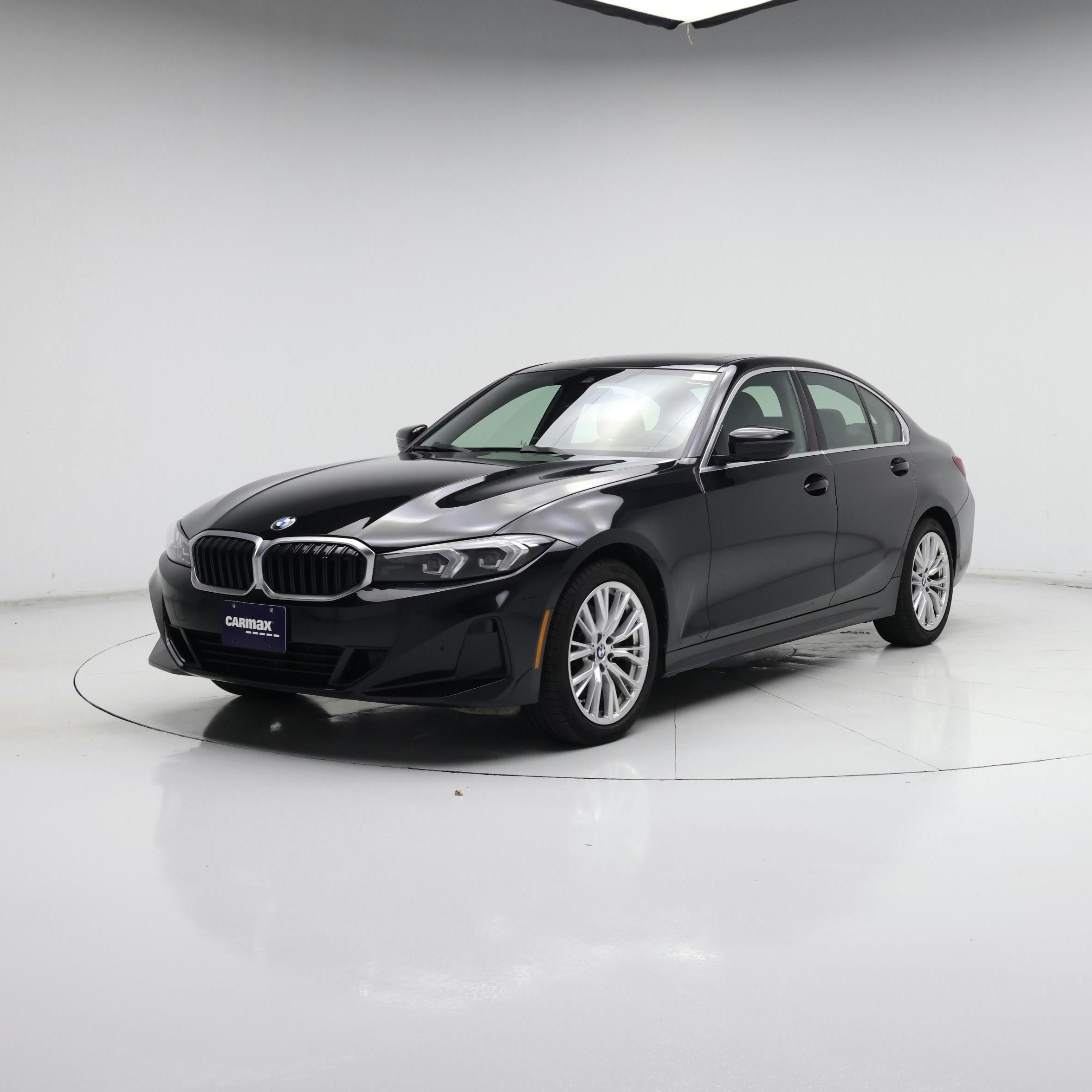Thumbnail: 2024 BMW 3 Series - 4