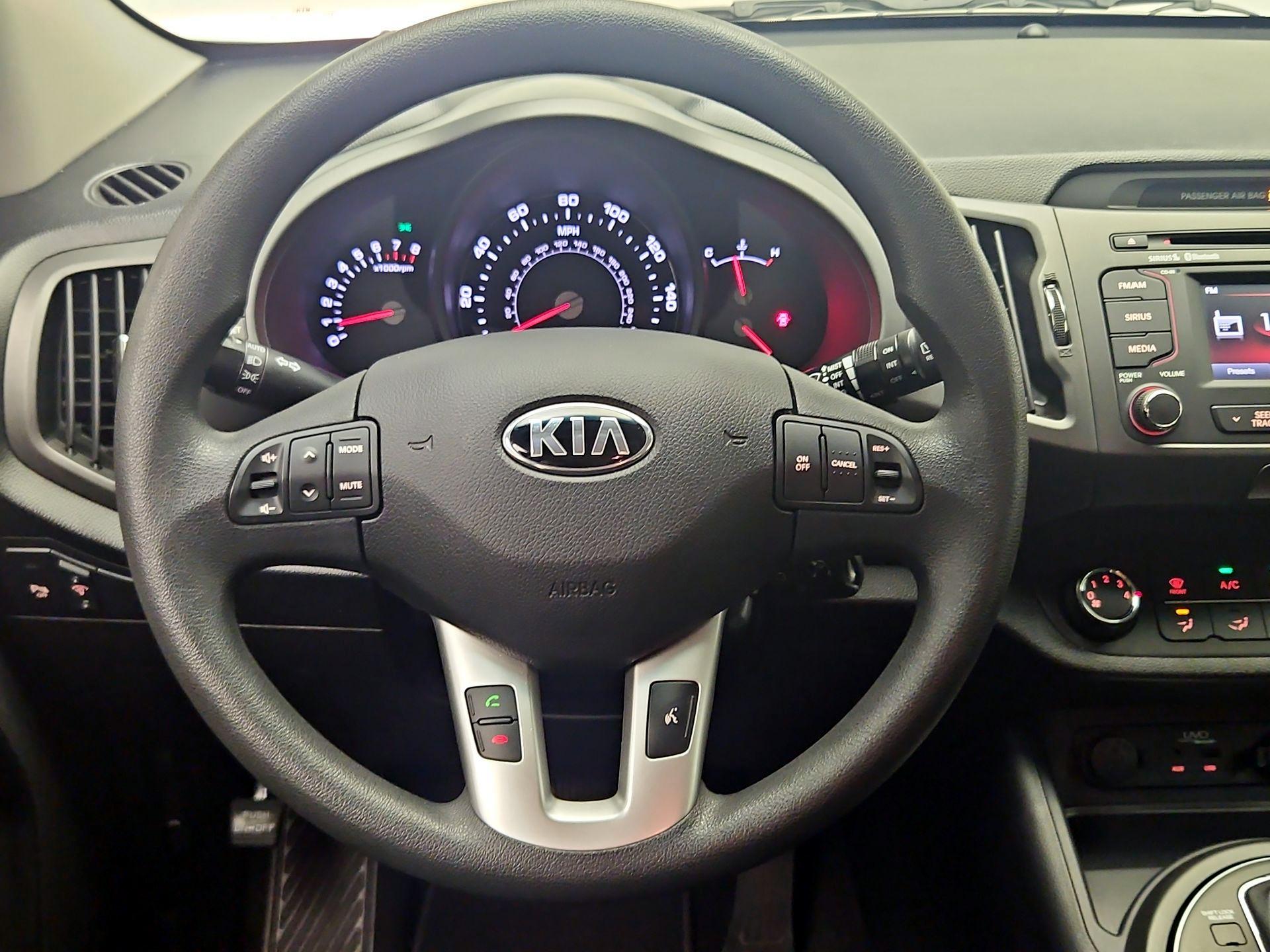 Thumbnail: 2013 Kia Sportage - 10