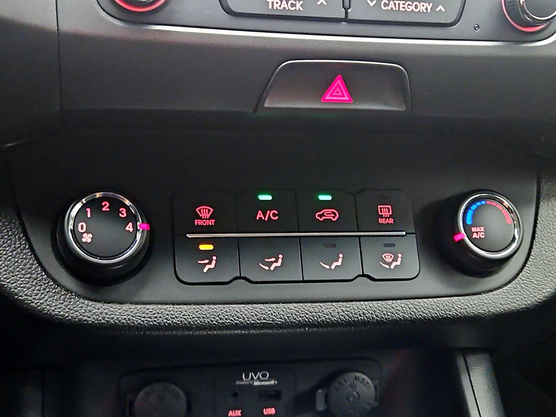 Thumbnail: 2013 Kia Sportage - 16