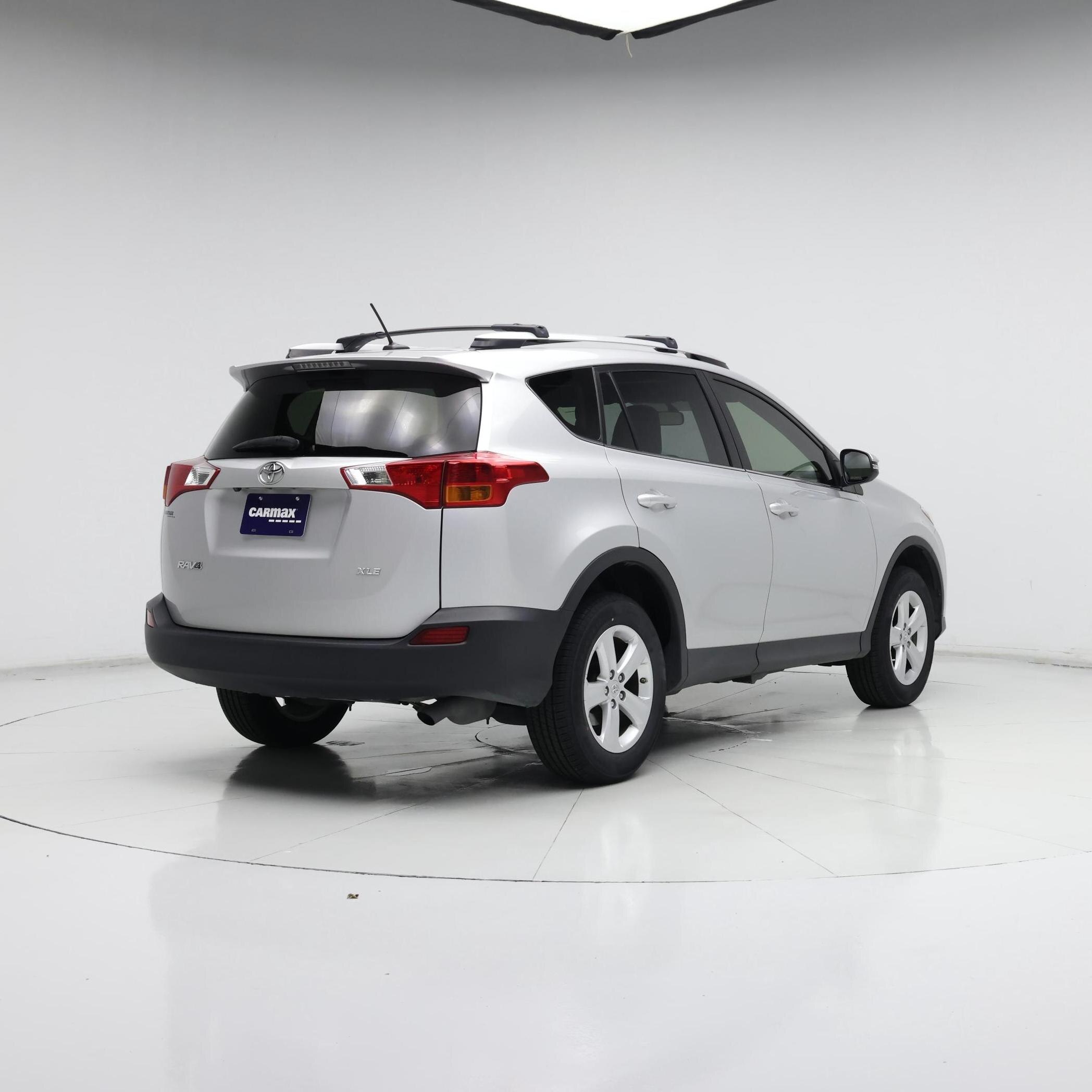 Thumbnail: 2014 Toyota RAV4 - 8
