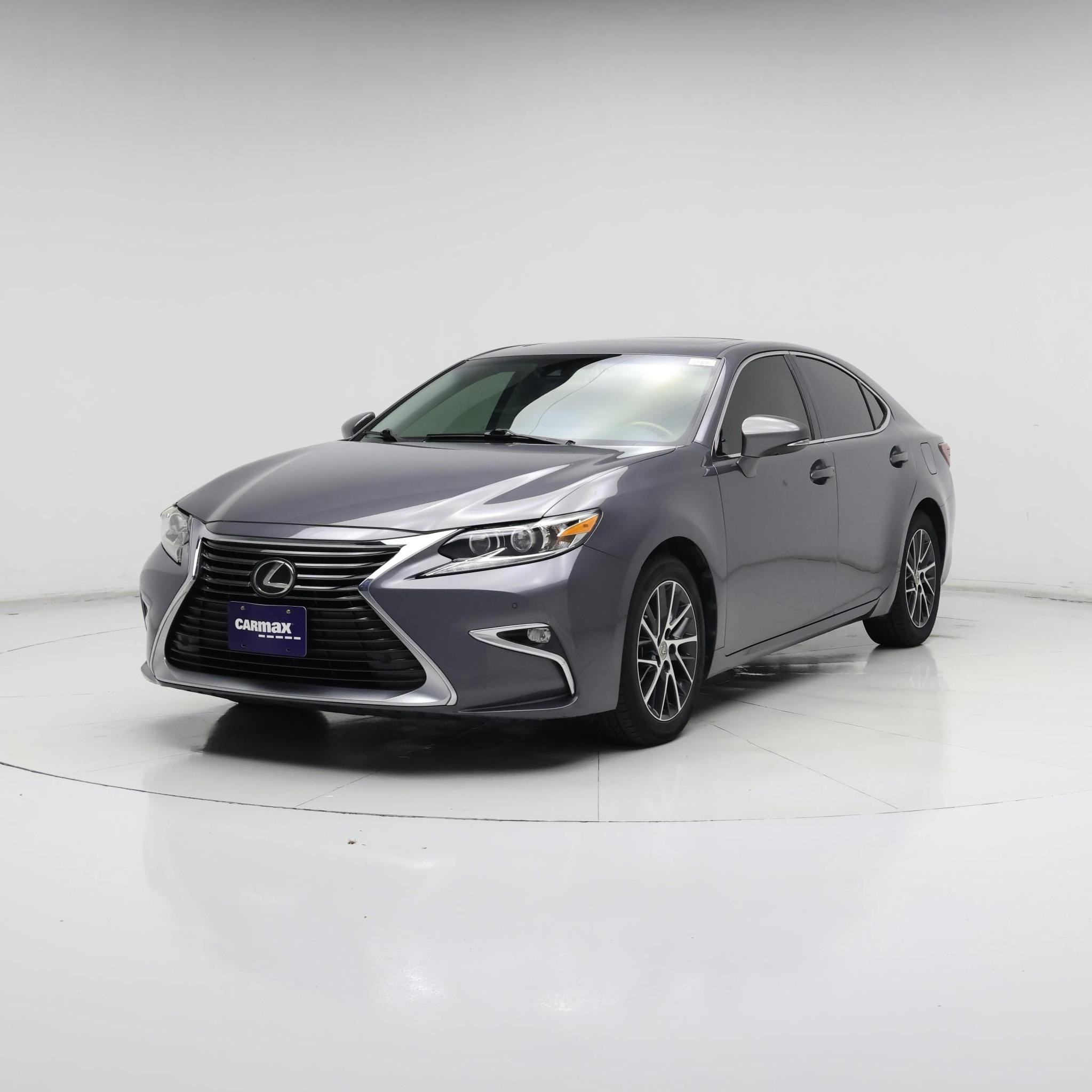 Thumbnail: 2016 Lexus ES - 4