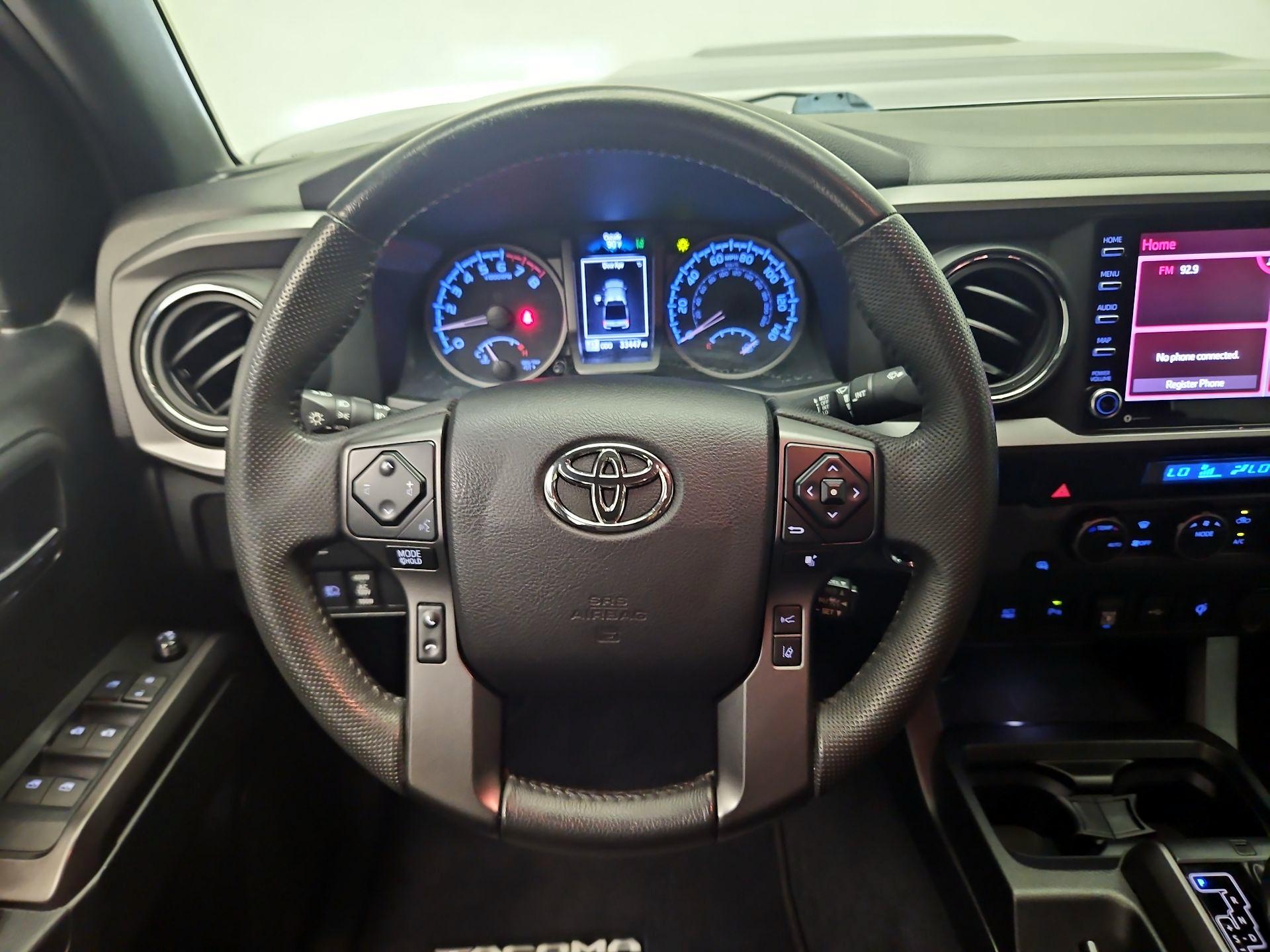 Thumbnail: 2021 Toyota Tacoma - 10
